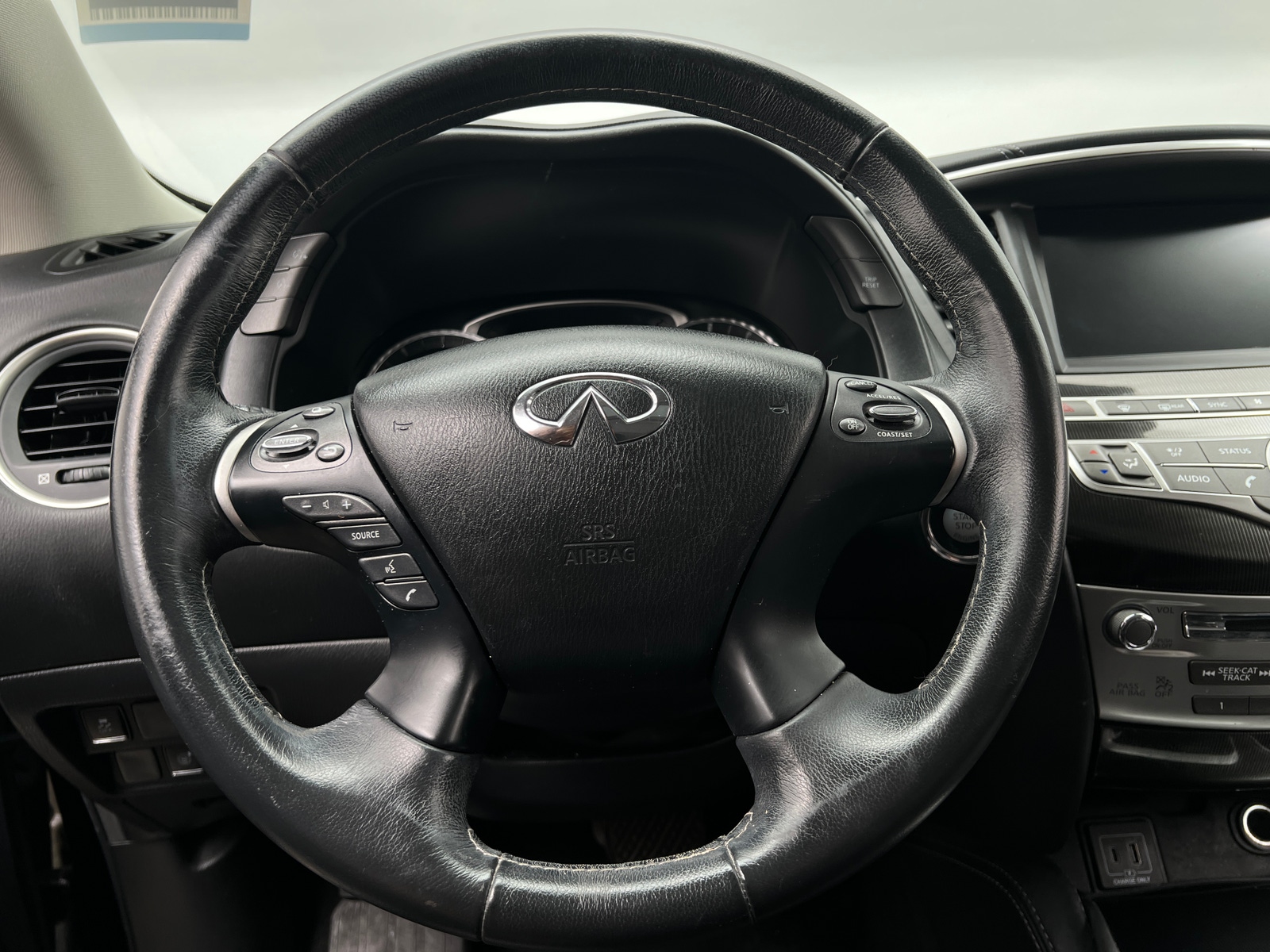 Thumbnail: 2019 INFINITI QX60 - 4