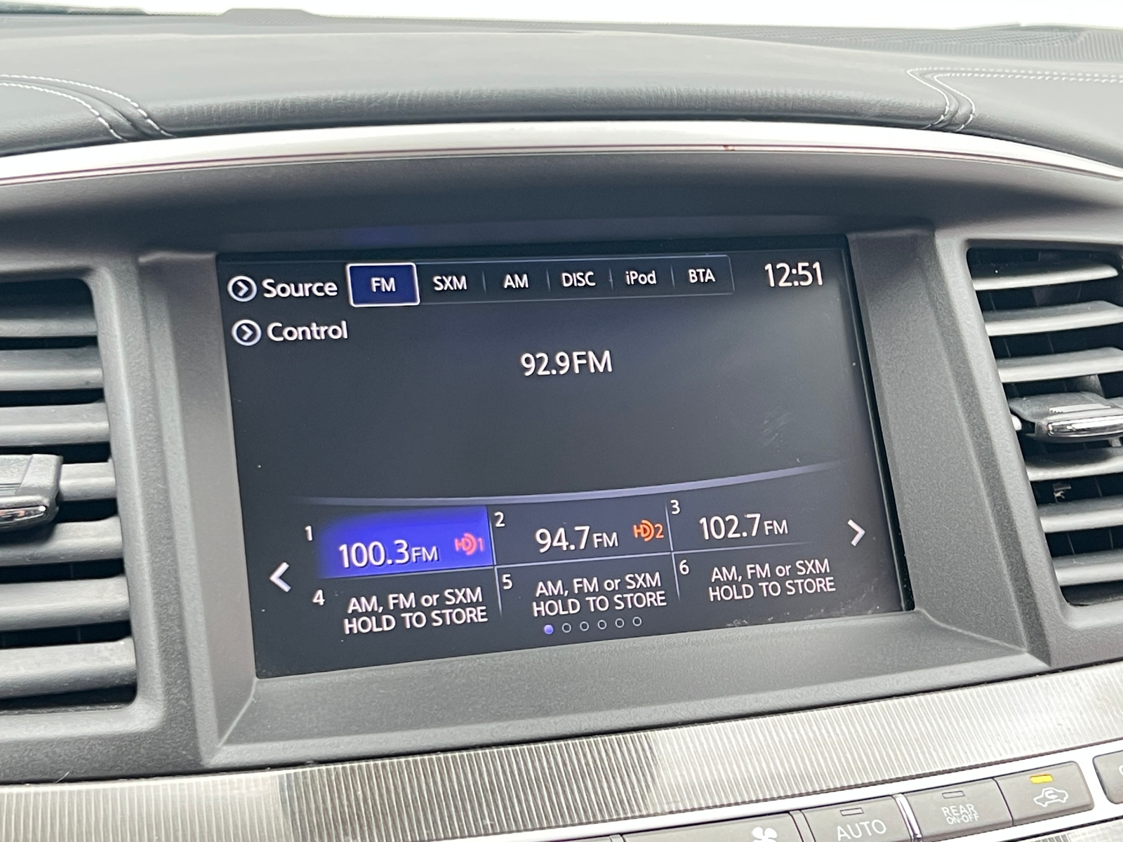 Thumbnail: 2019 INFINITI QX60 - 3
