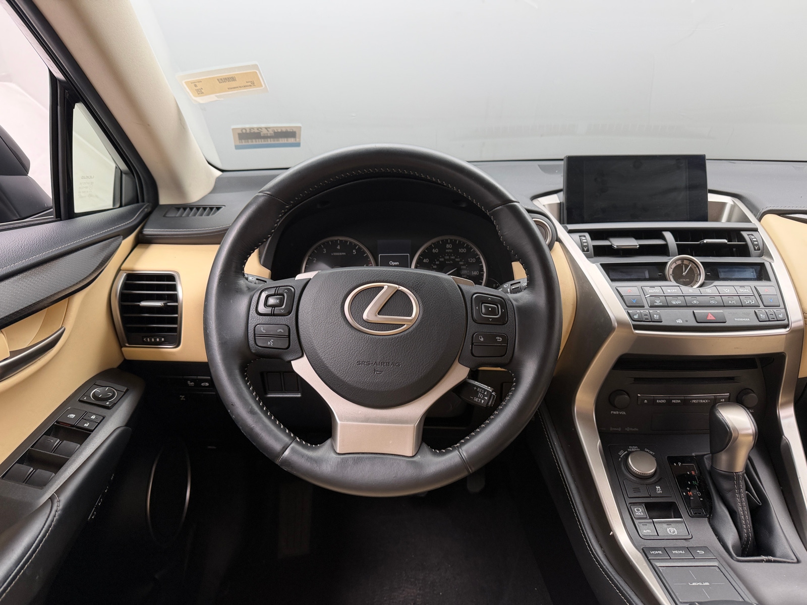 Thumbnail: 2015 Lexus NX - 4