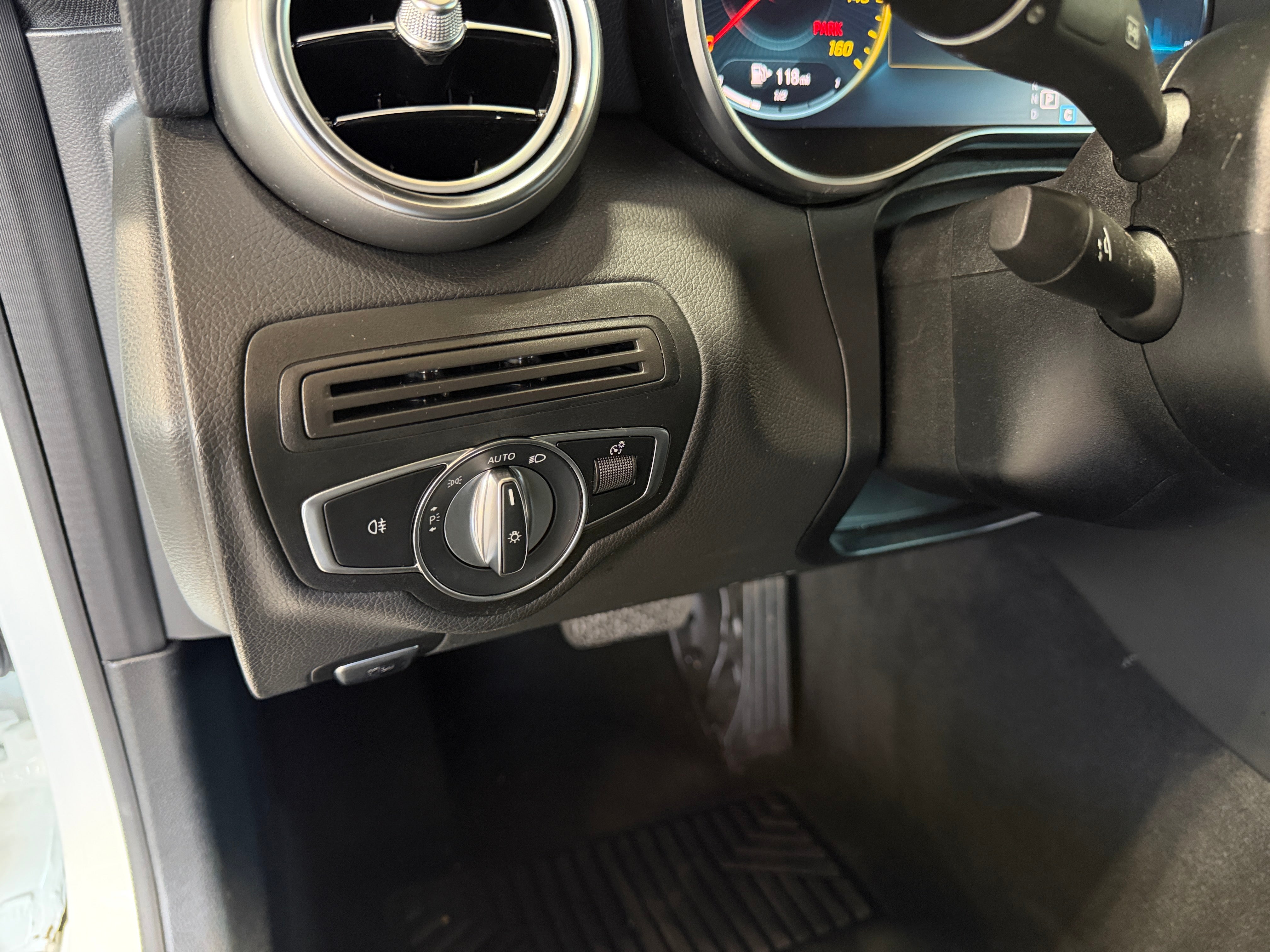 2022 Mercedes-Benz C-Class Coupe C 300 - Photo 13