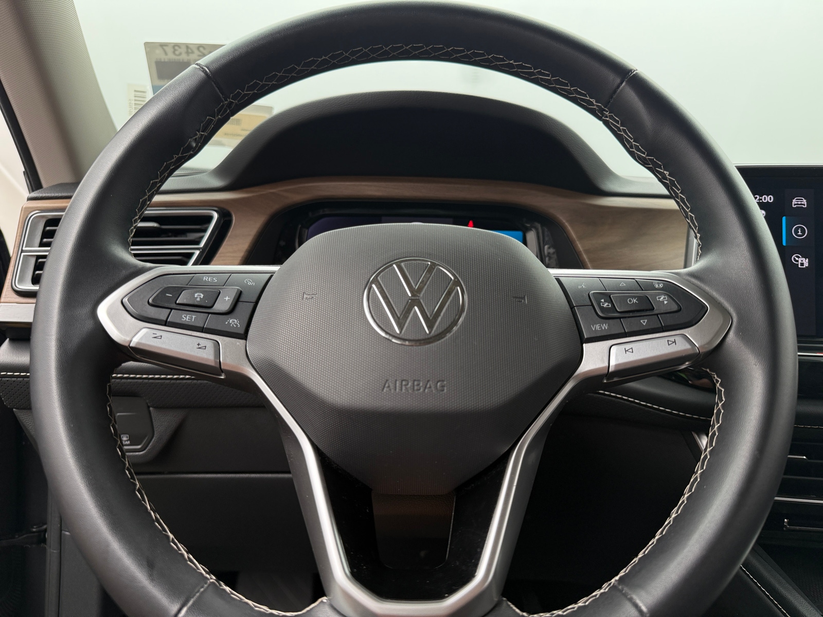 Thumbnail: 2024 Volkswagen Atlas - 4