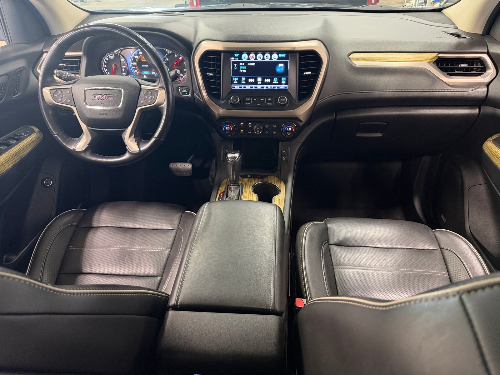 Thumbnail: 2019 GMC Acadia - 2