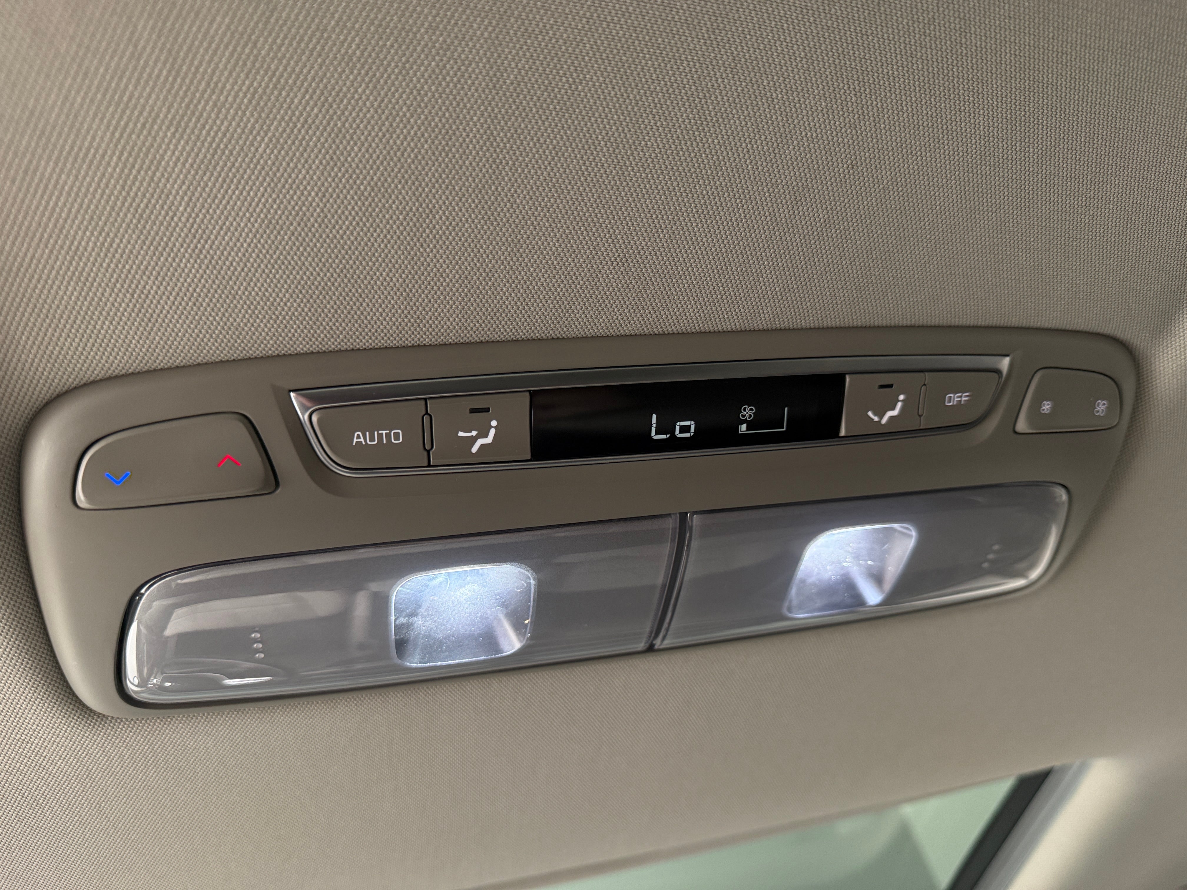 2020 Kia Telluride EX - Photo 4
