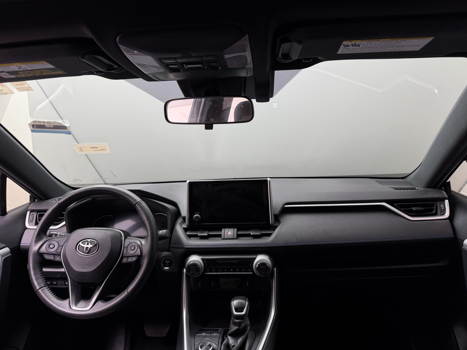 Thumbnail: 2023 Toyota RAV4 - 3