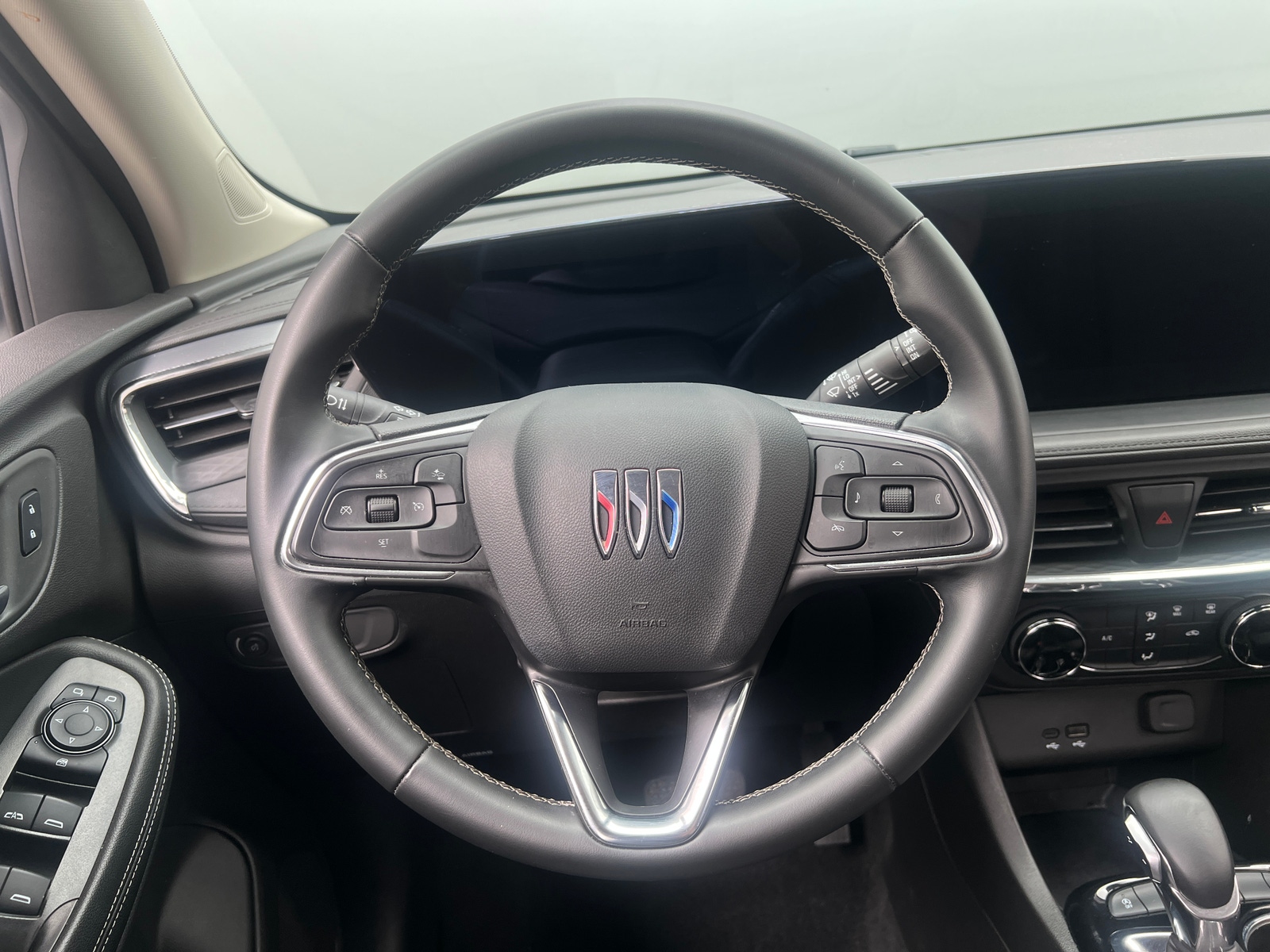 Thumbnail: 2025 Buick Encore GX - 4