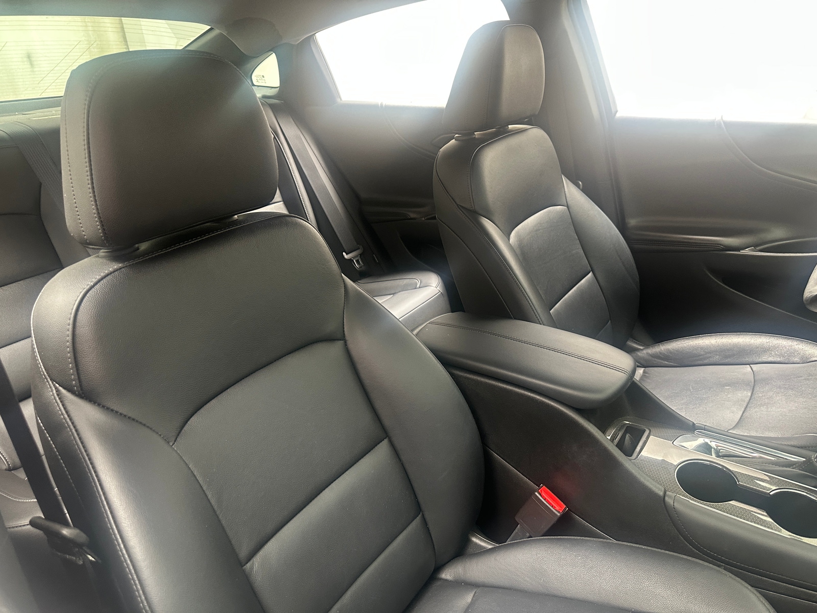 Thumbnail: 2018 Chevrolet Malibu - 2