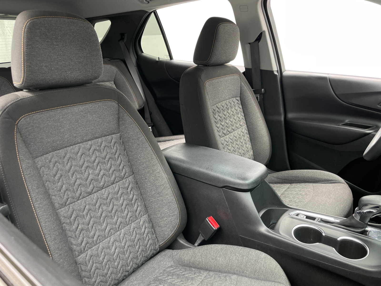 Thumbnail: 2022 Chevrolet Equinox - 2