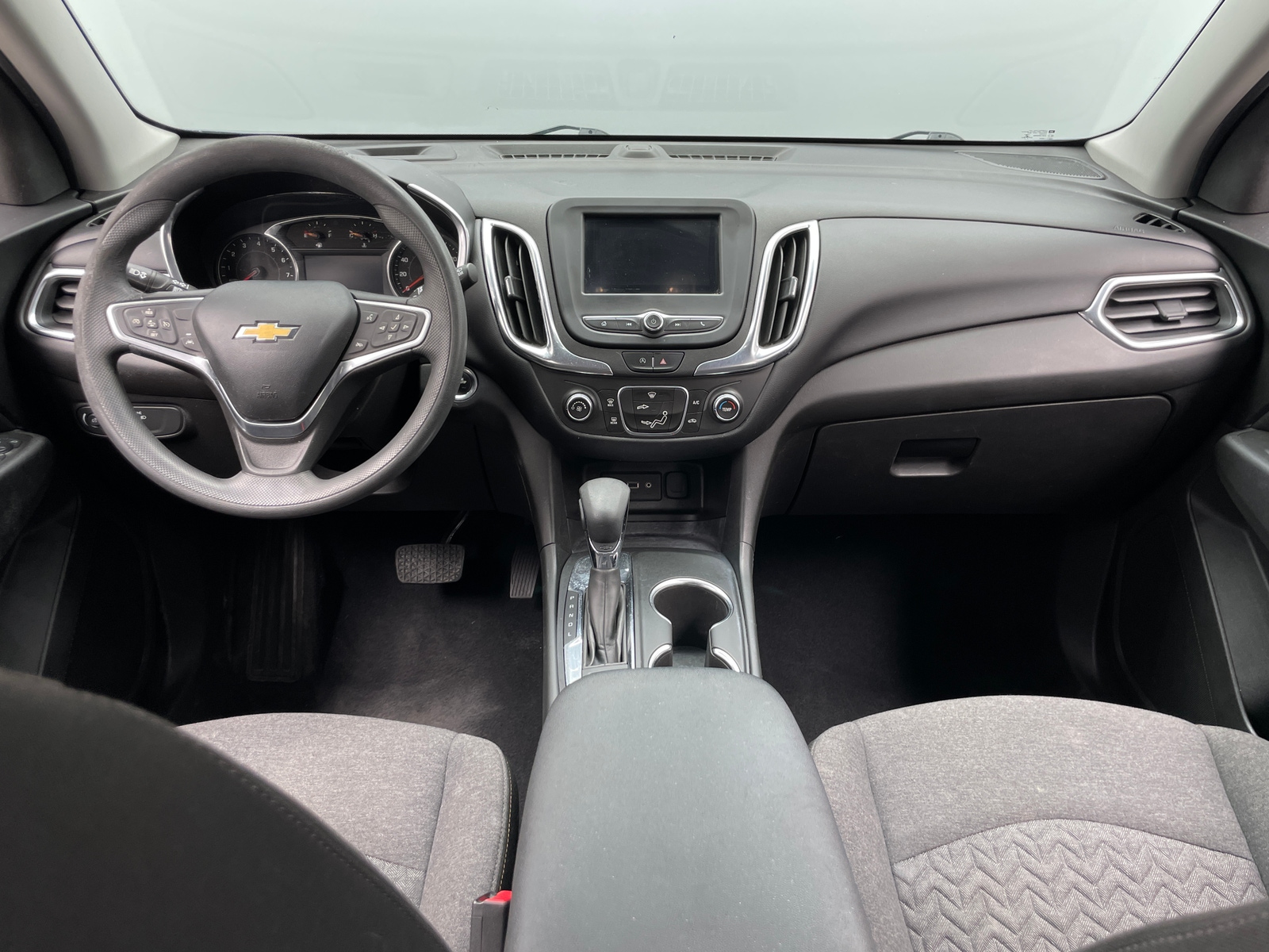 Thumbnail: 2022 Chevrolet Equinox - 3