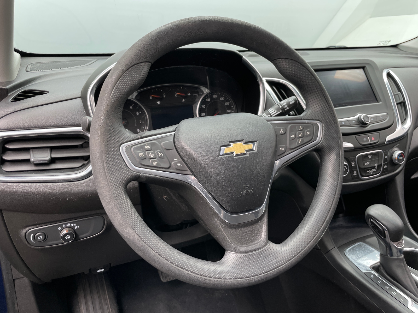 Thumbnail: 2022 Chevrolet Equinox - 5