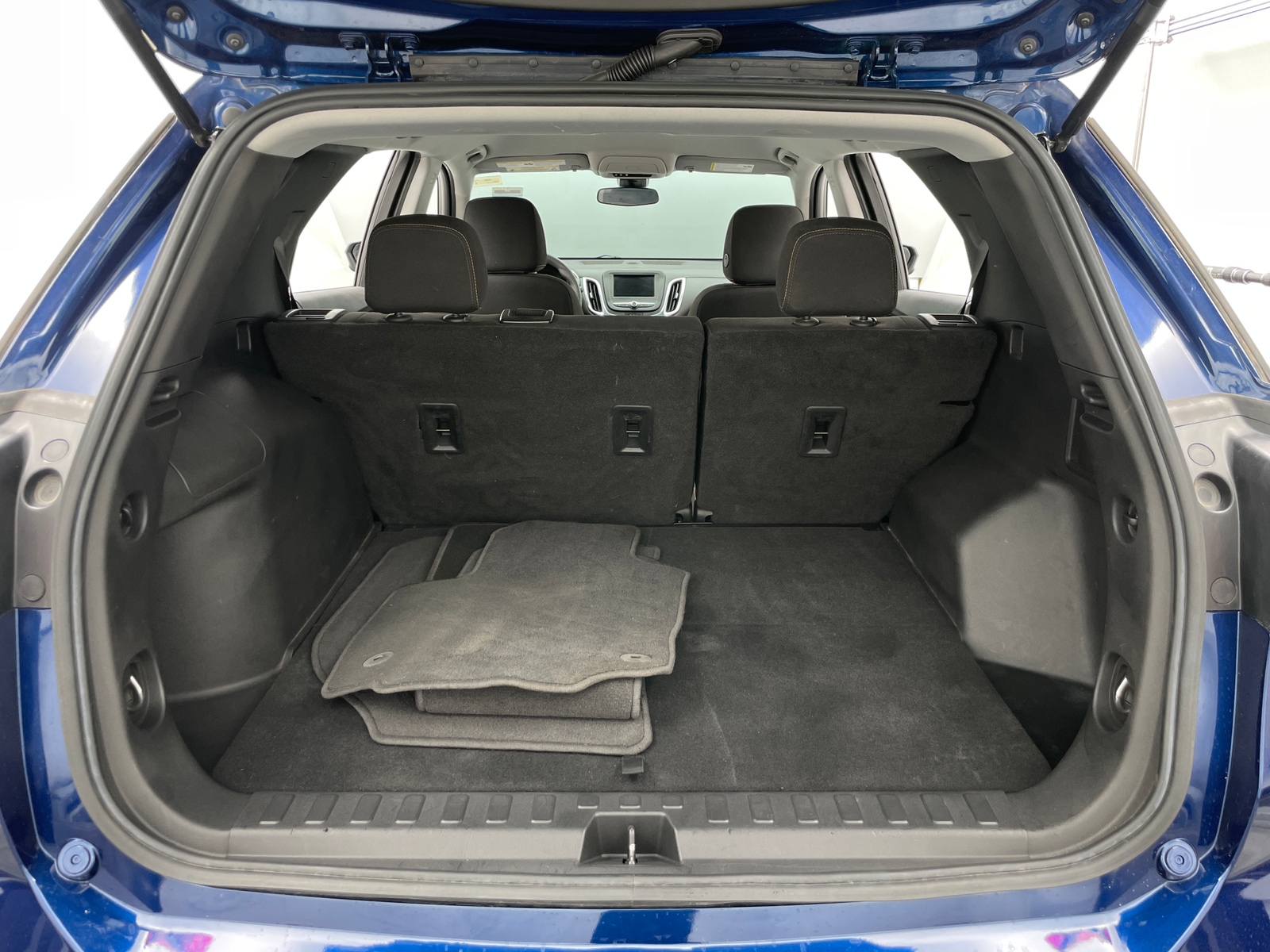 Thumbnail: 2022 Chevrolet Equinox - 7