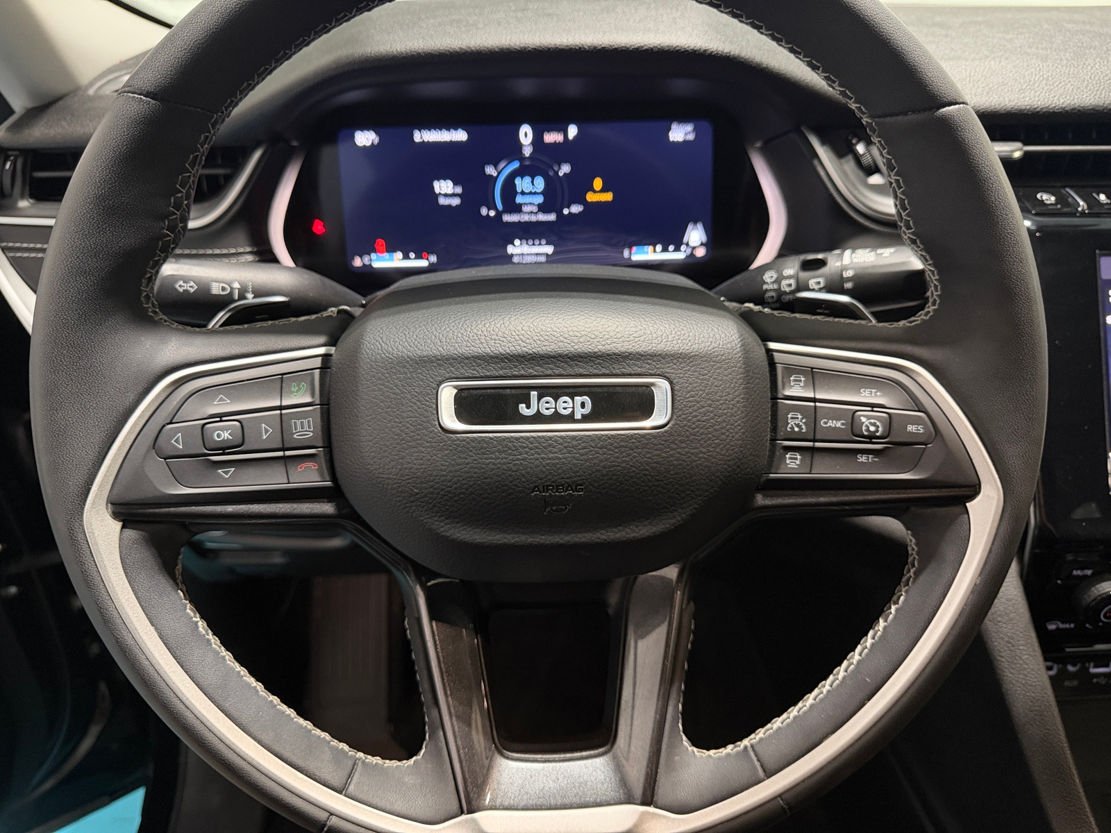 Thumbnail: 2023 Jeep Grand Cherokee - 5