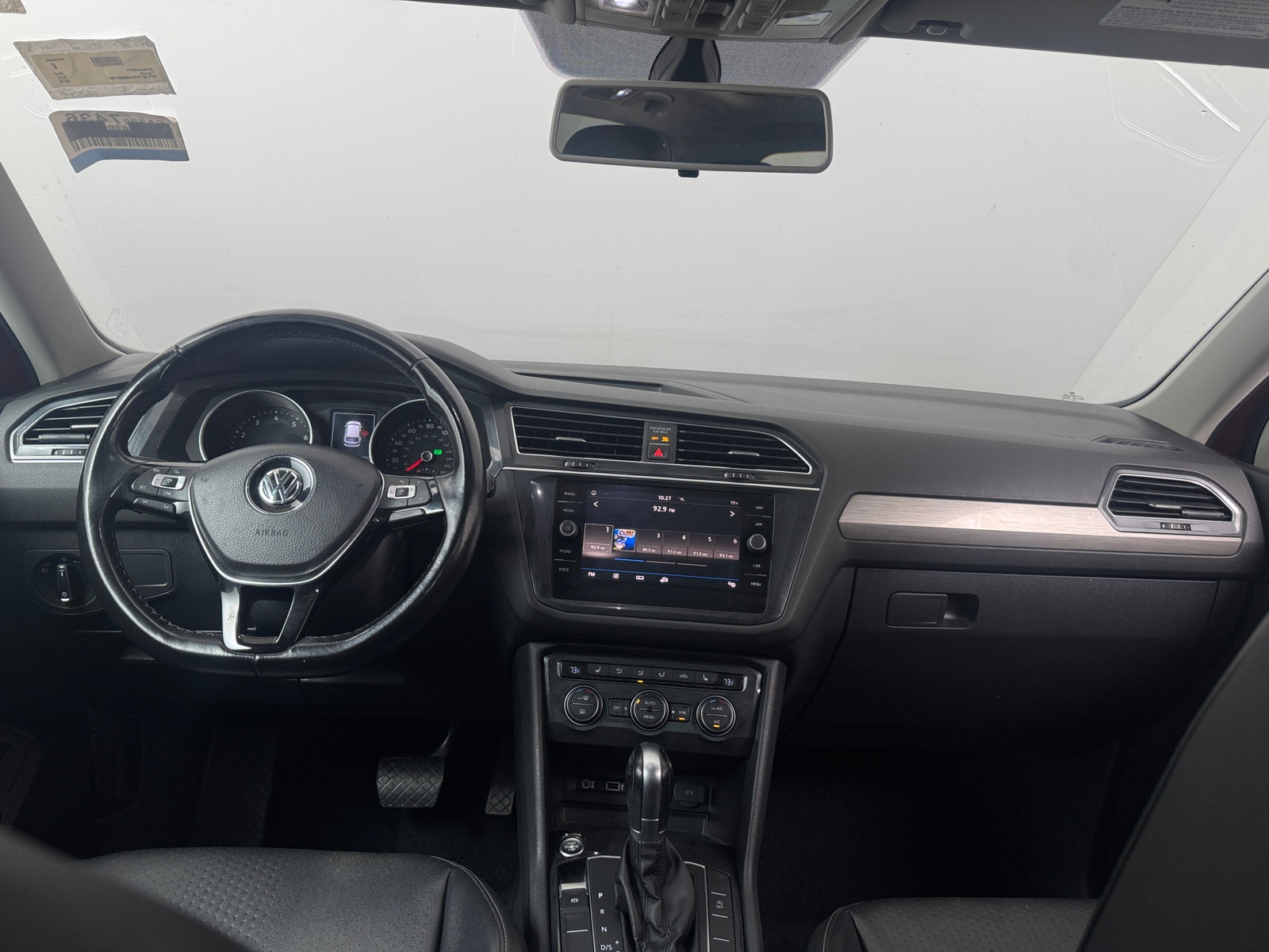 Thumbnail: 2018 Volkswagen Tiguan - 2