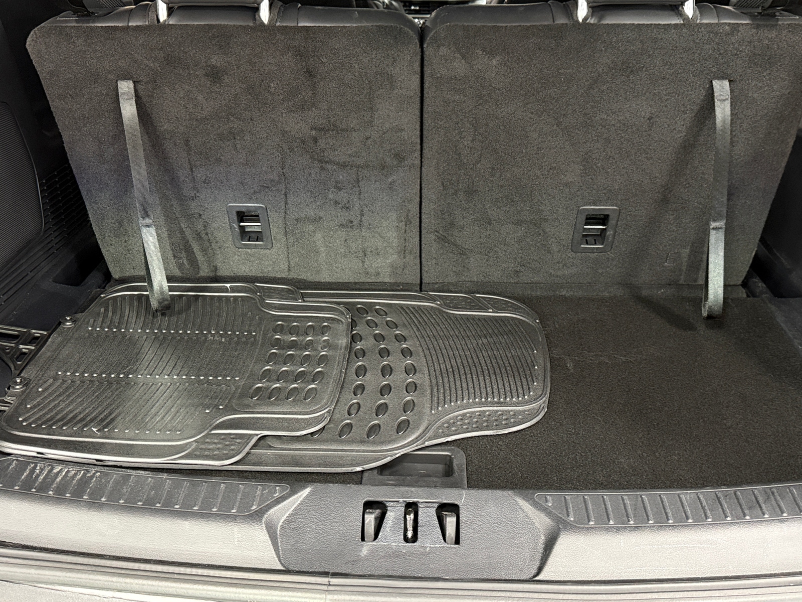 Thumbnail: 2026 Ford Explorer - 7