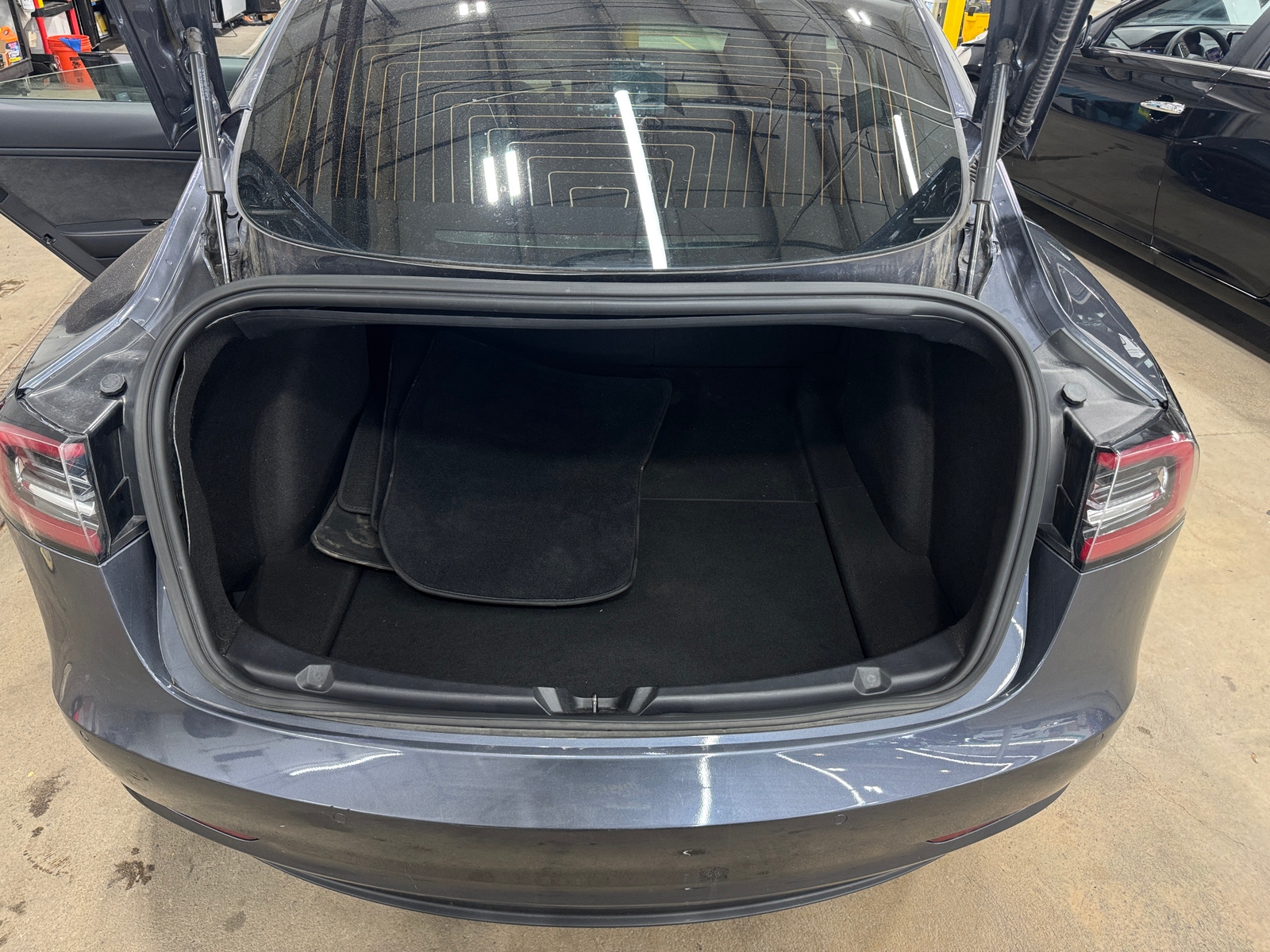 Thumbnail: 2020 Tesla Model 3 - 6