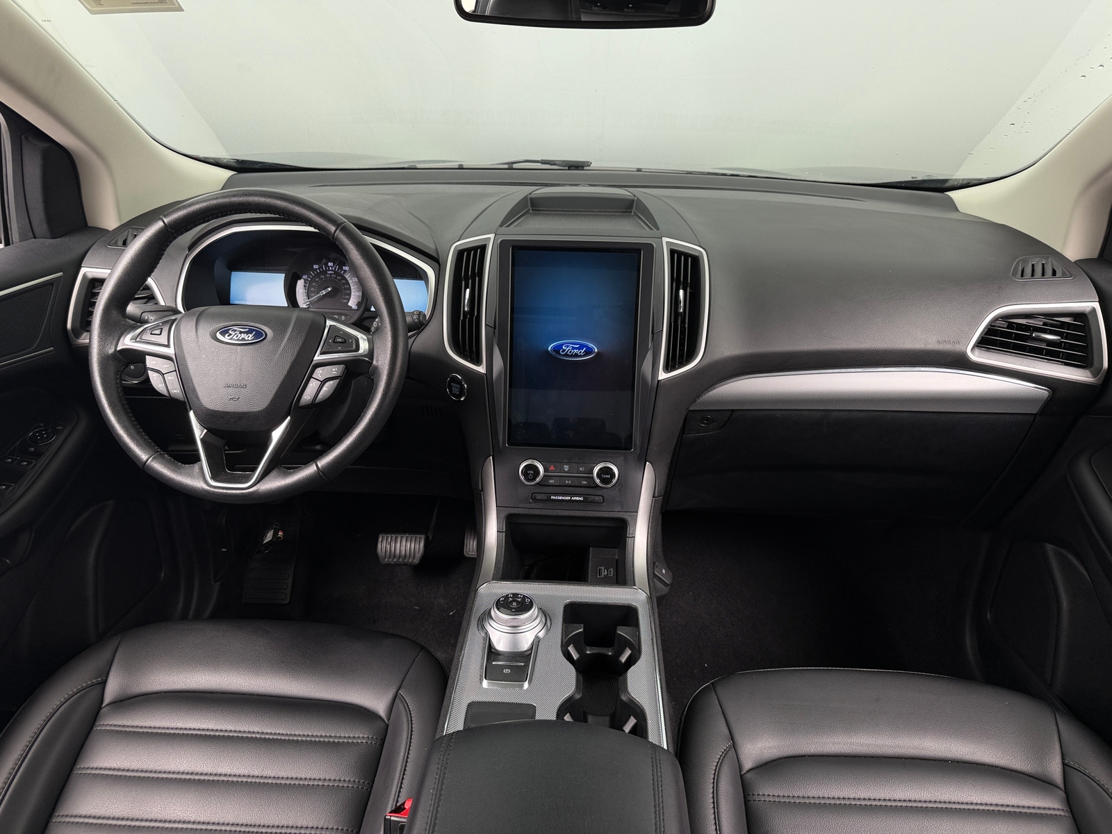 Thumbnail: 2021 Ford Edge - 2
