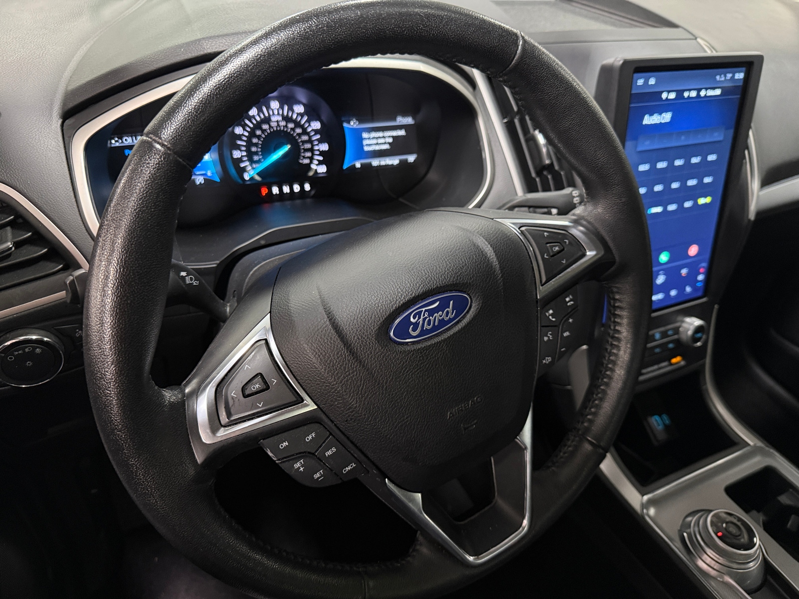 Thumbnail: 2021 Ford Edge - 4