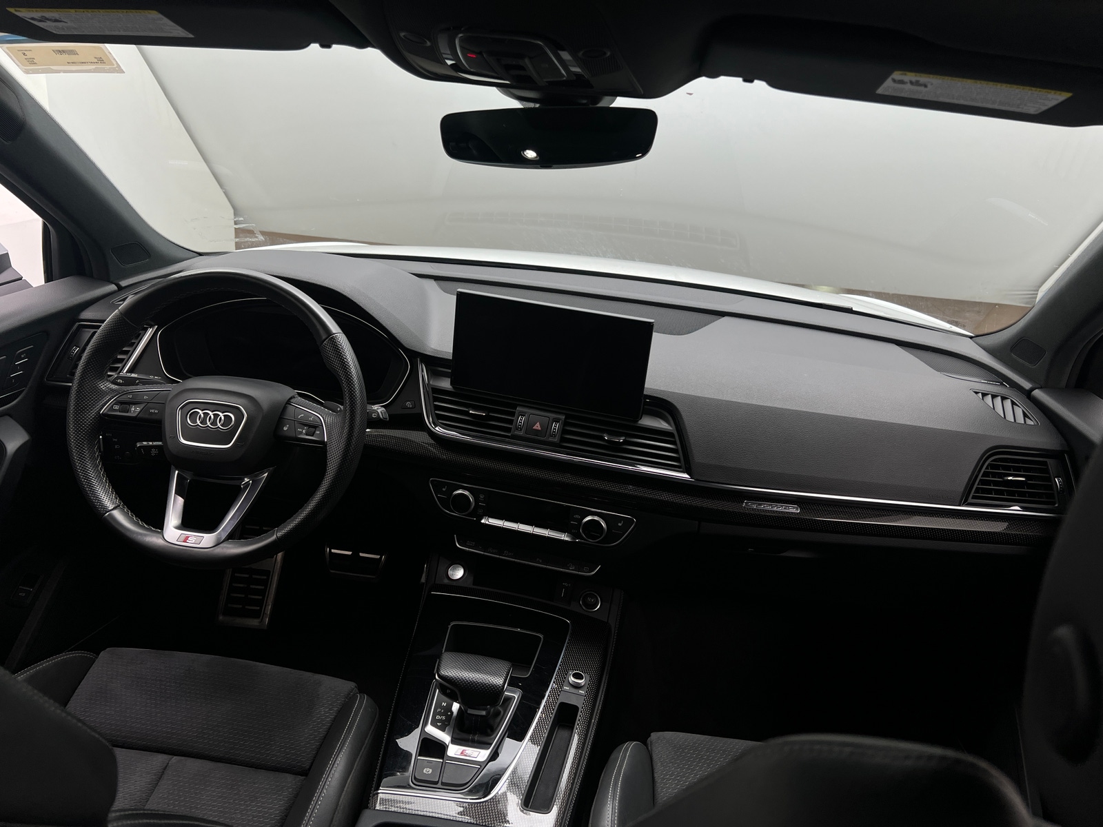 Thumbnail: 2022 Audi SQ5 - 2