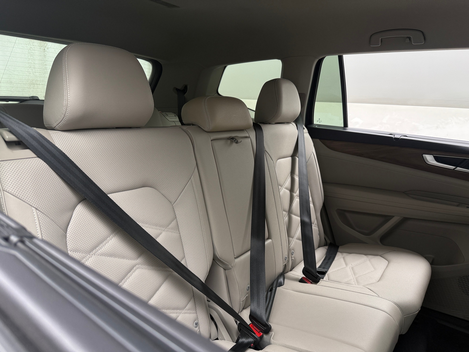 Thumbnail: 2026 Volkswagen Atlas - 5