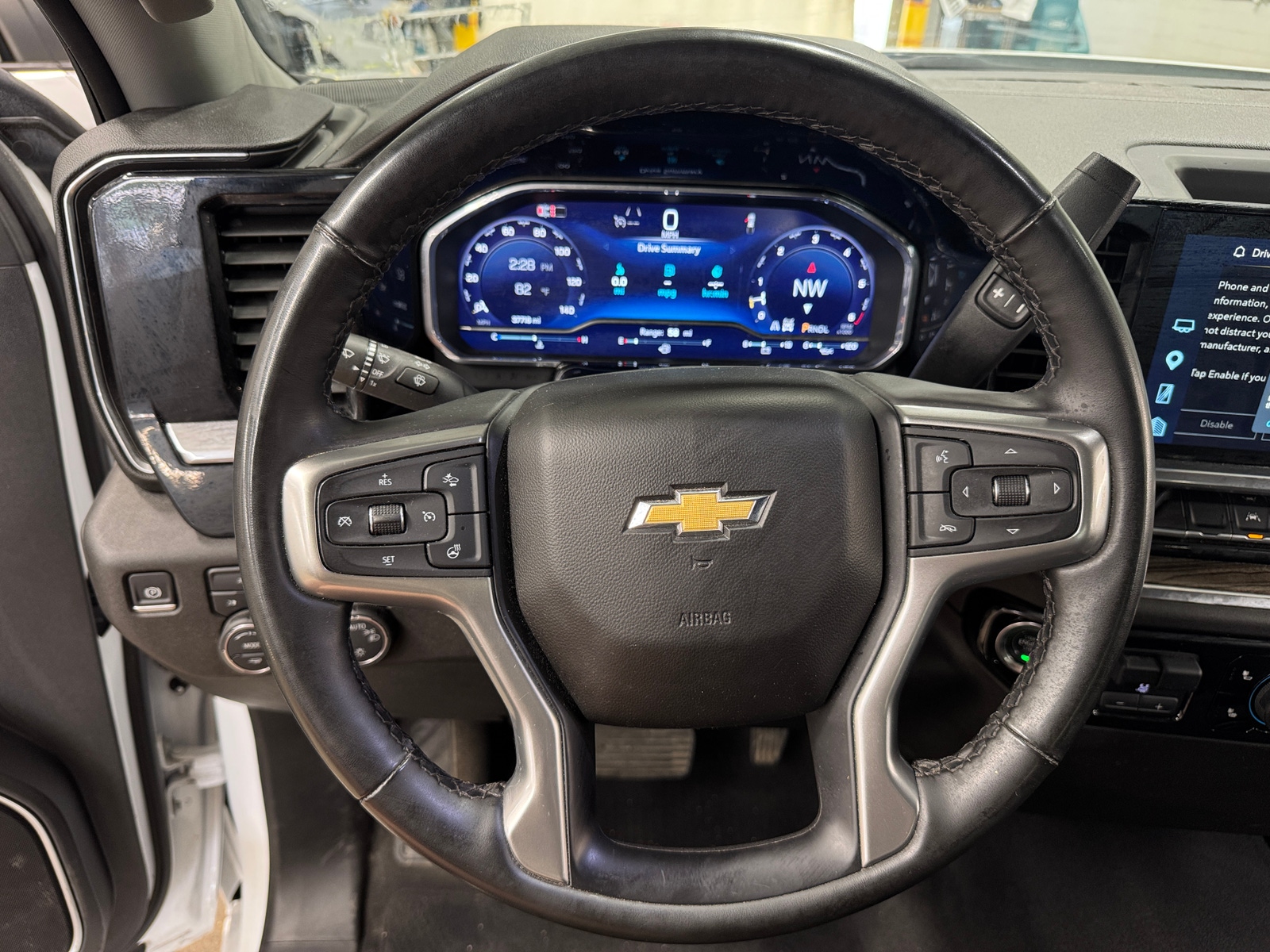 Thumbnail: 2025 Chevrolet Silverado 1500 - 5
