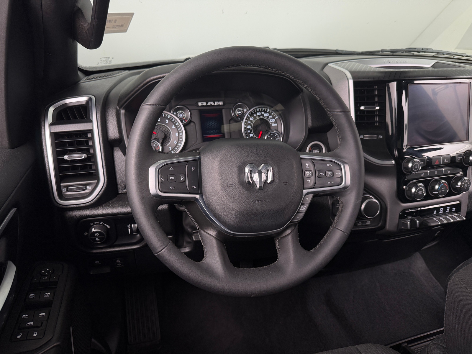 Thumbnail: 2025 RAM 1500 - 5