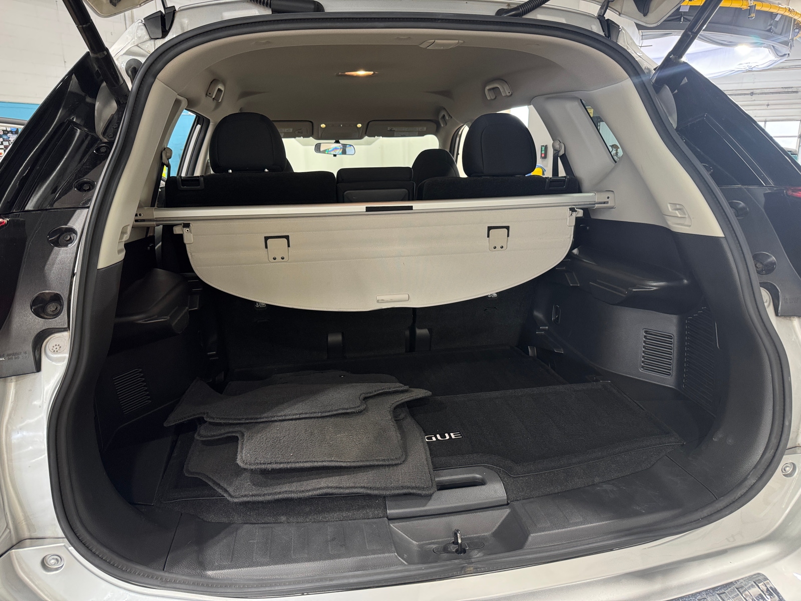 Thumbnail: 2018 Nissan Rogue - 7