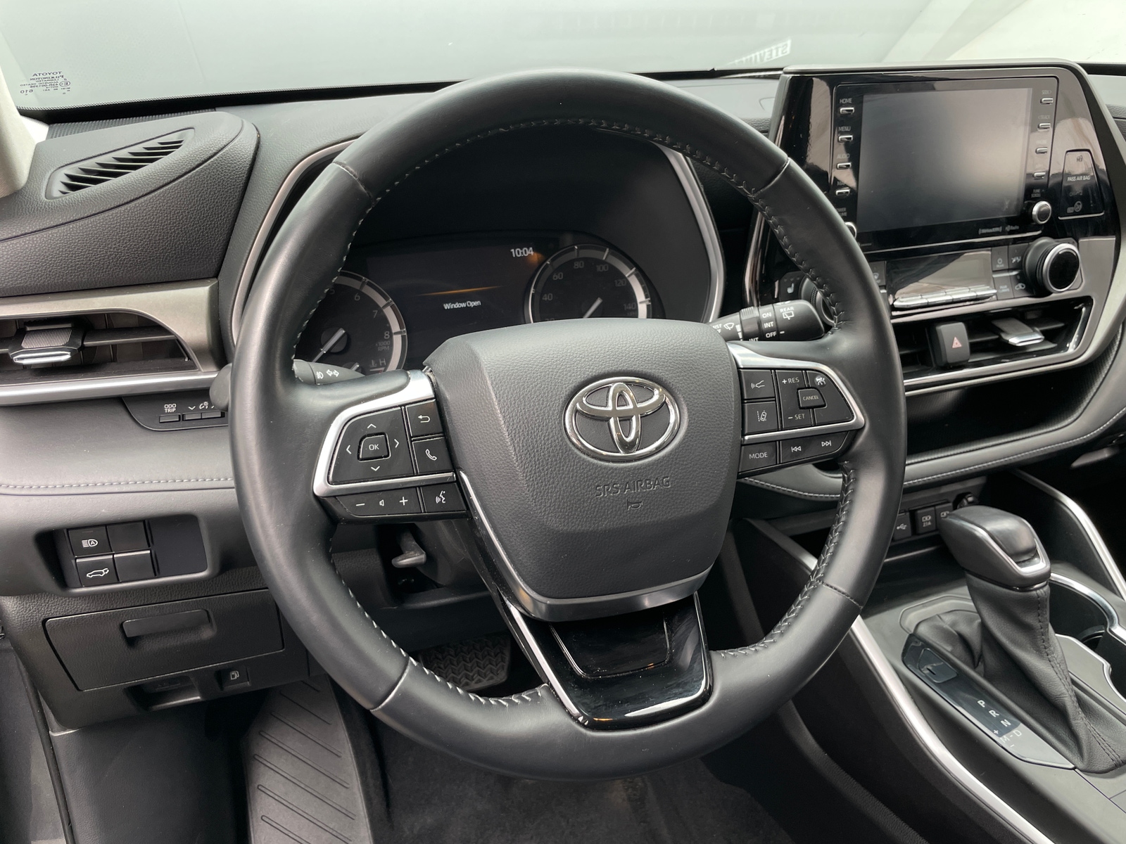 Thumbnail: 2021 Toyota Highlander - 4