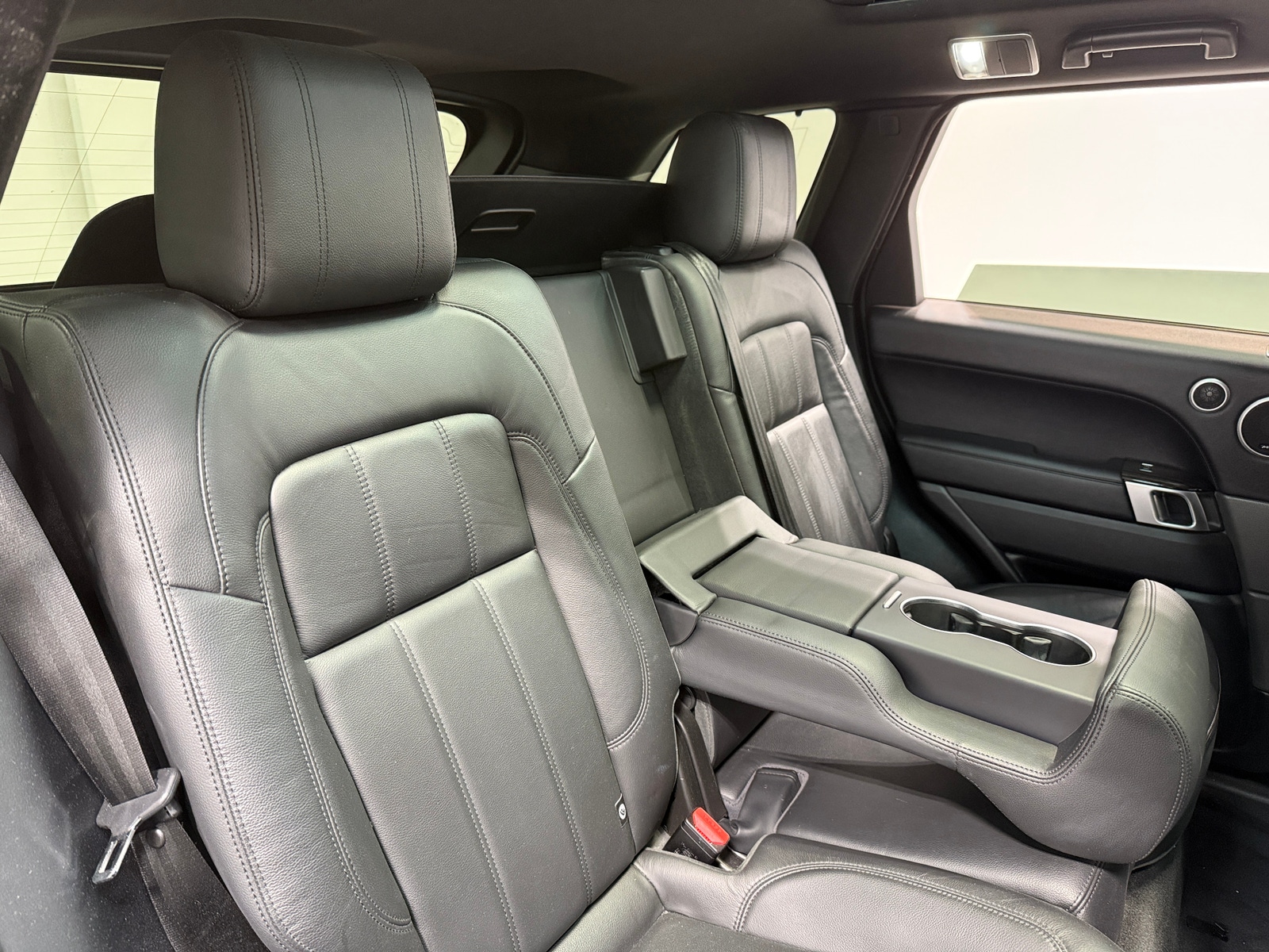 Thumbnail: 2018 Land Rover Range Rover Sport - 5