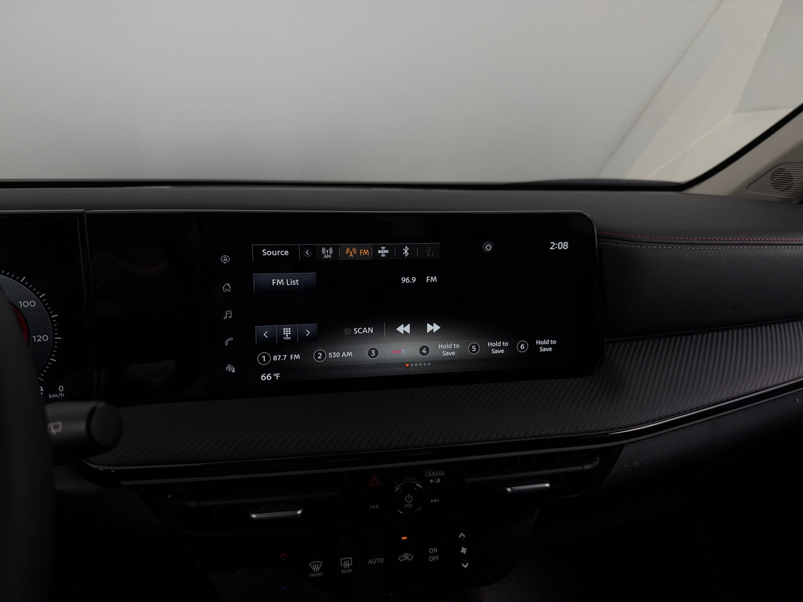 Thumbnail: 2025 Nissan Kicks - 4
