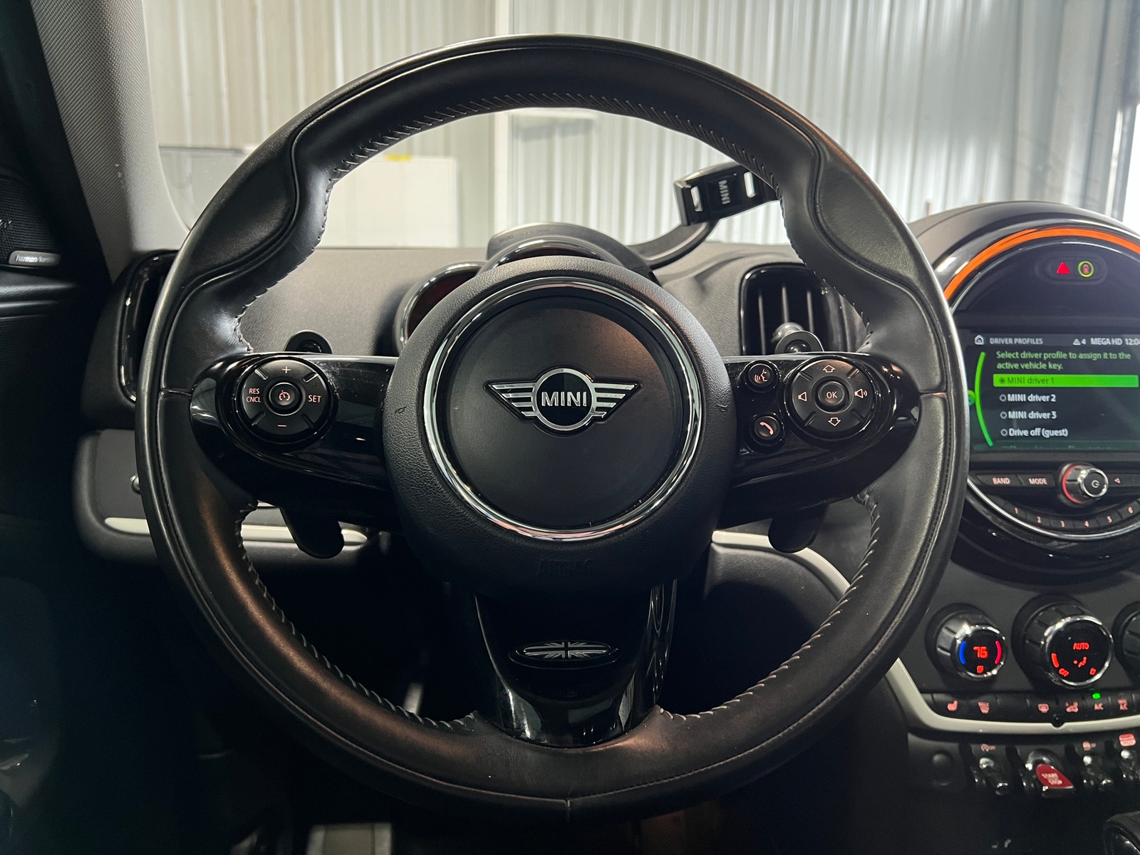 Thumbnail: 2019 MINI Cooper Countryman - 4