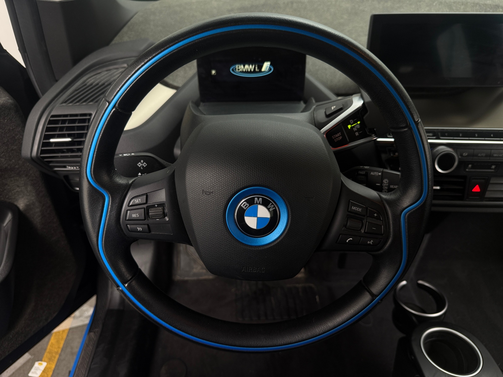 Thumbnail: 2016 BMW i3 - 5
