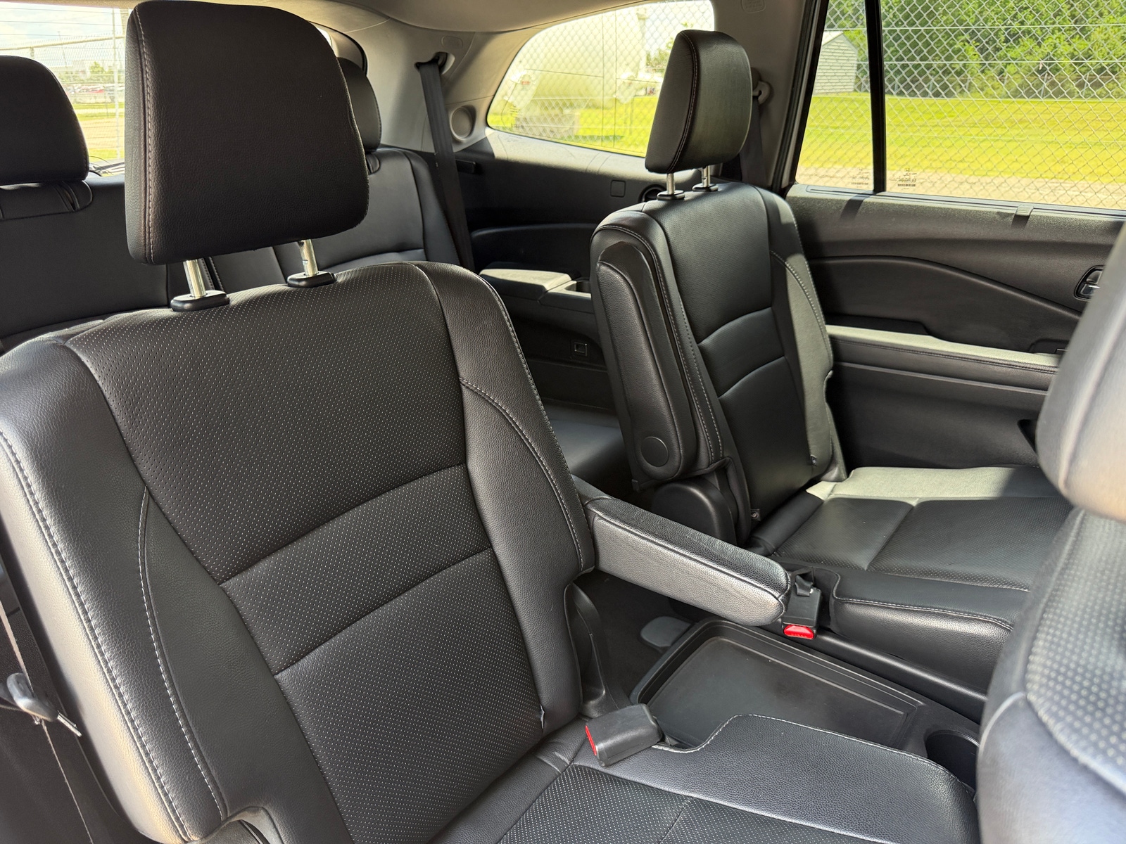 Thumbnail: 2017 Honda Pilot - 5