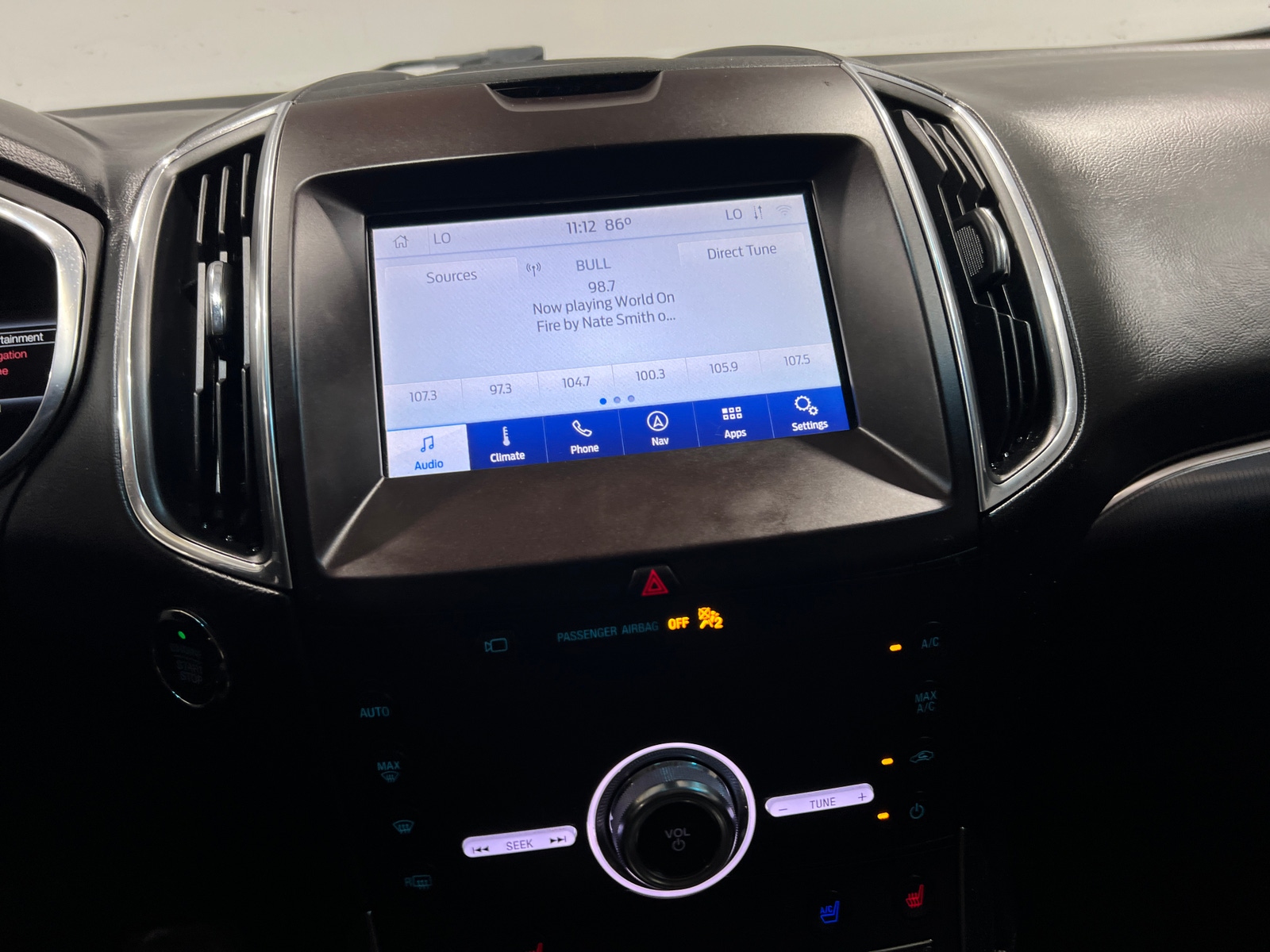 Thumbnail: 2020 Ford Edge - 3