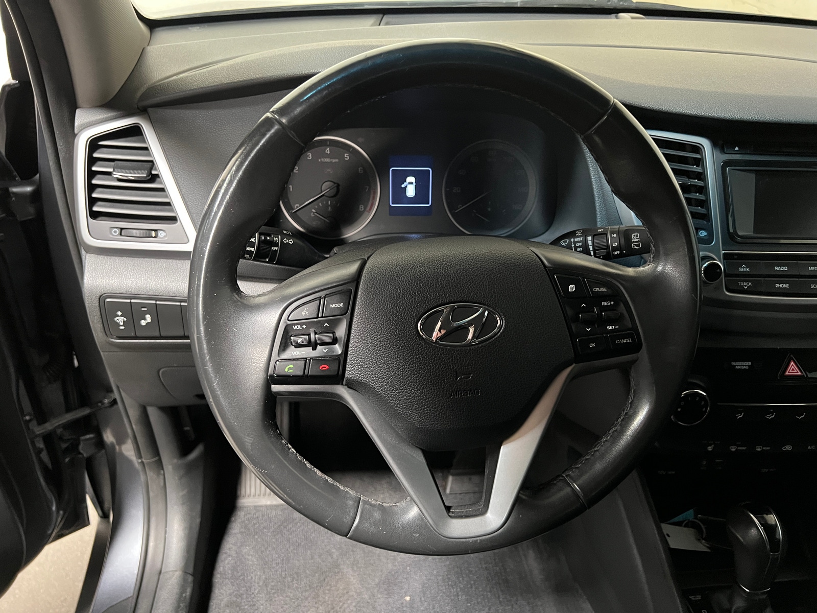 Thumbnail: 2016 Hyundai Tucson - 5
