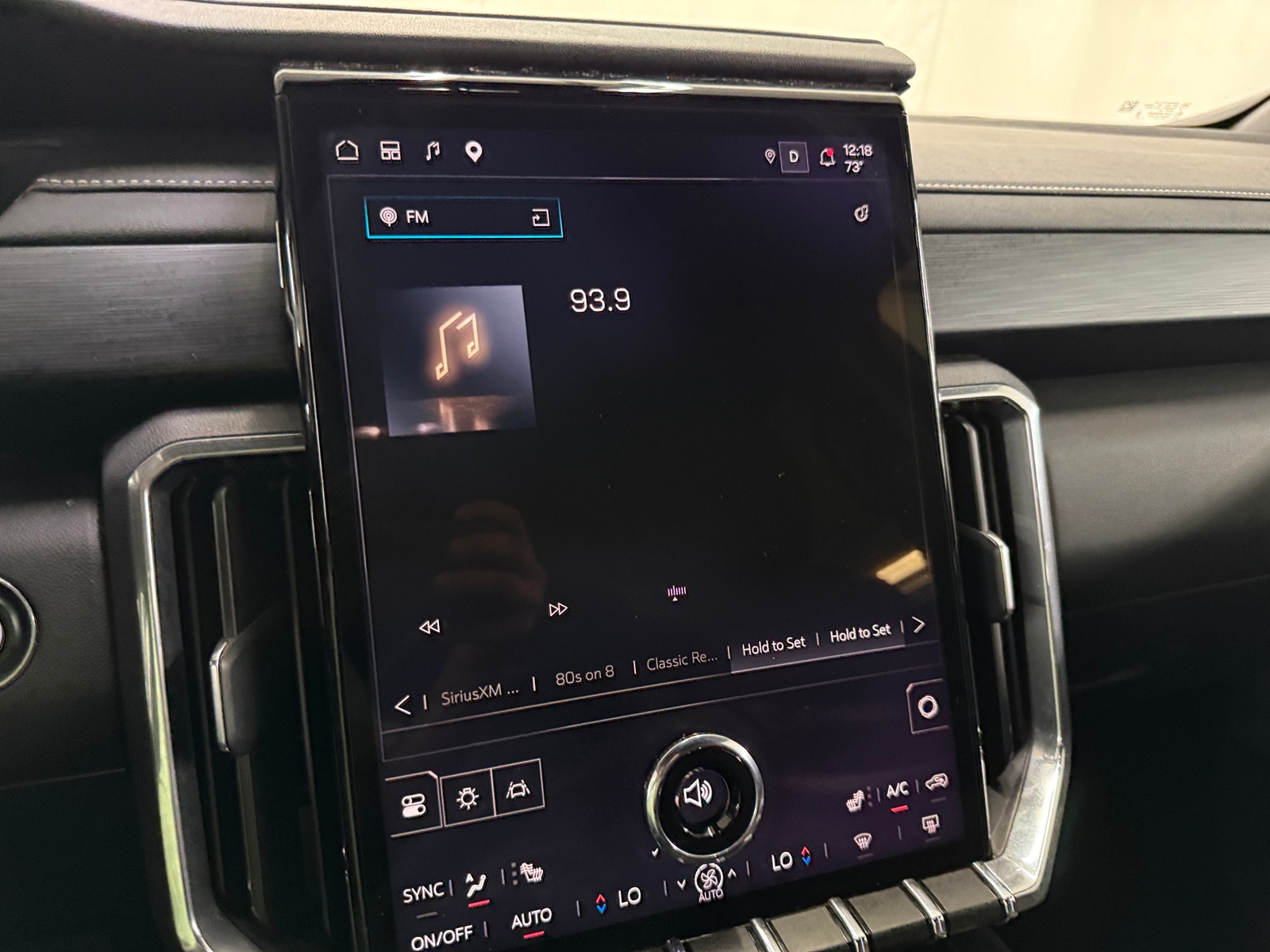 Thumbnail: 2025 GMC Acadia - 4