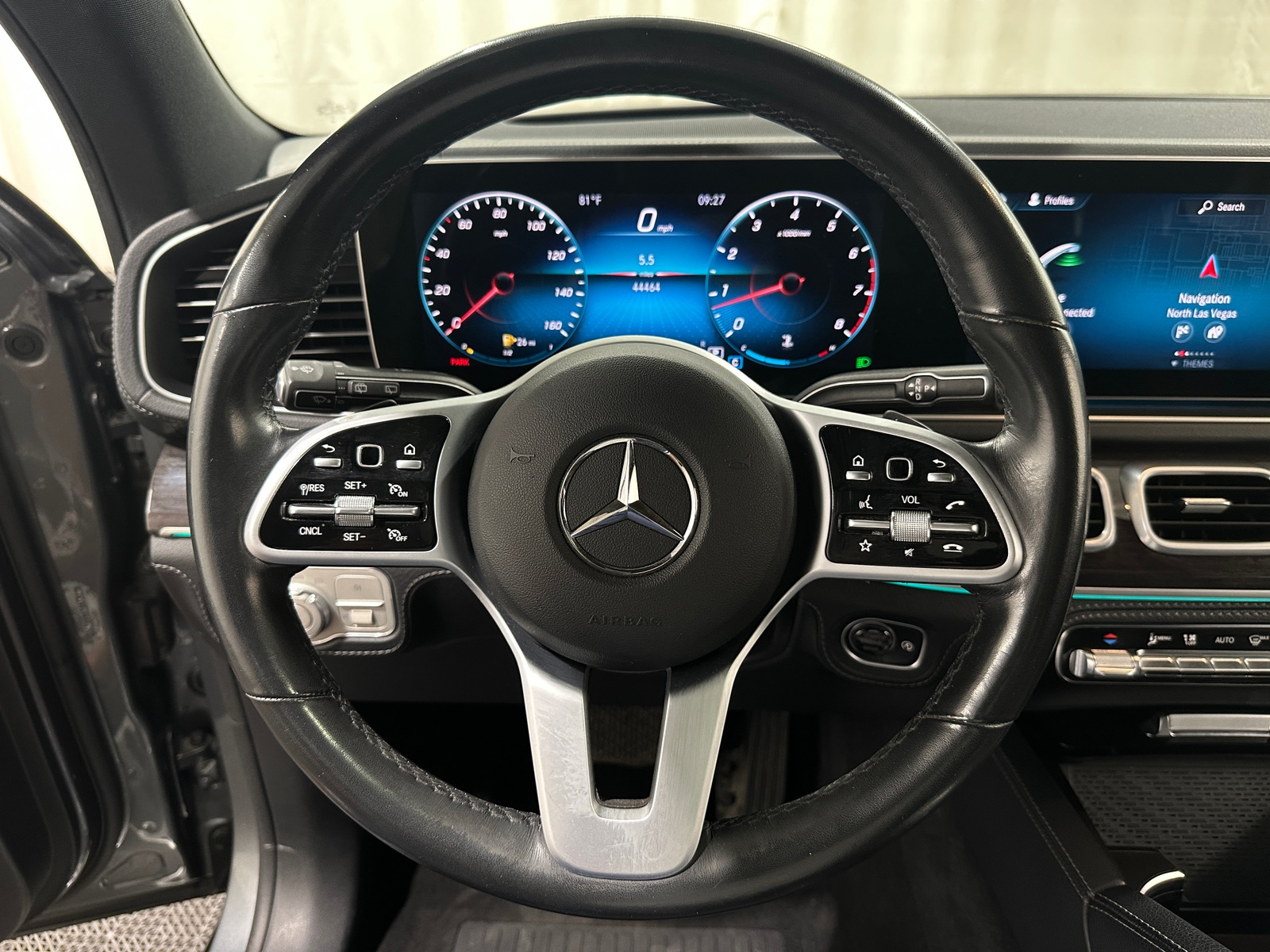 Thumbnail: 2020 Mercedes-Benz GLE - 4
