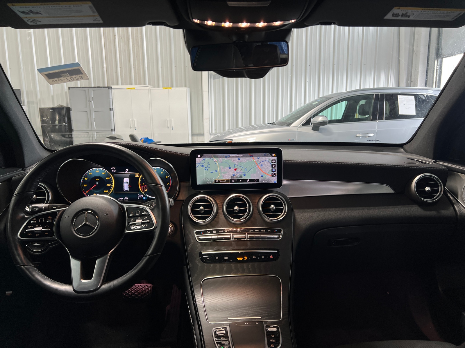 Thumbnail: 2020 Mercedes-Benz GLC - 2