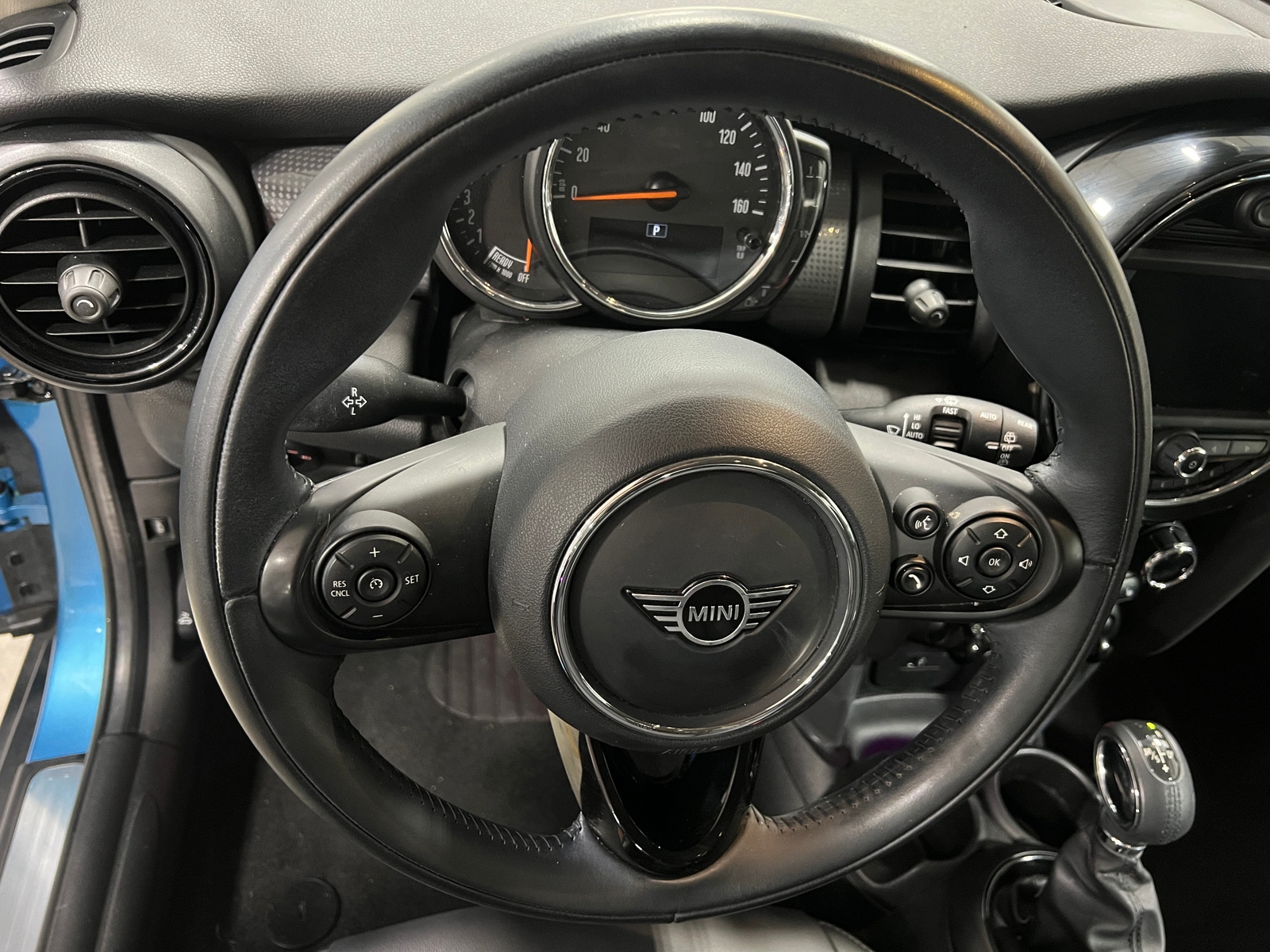Thumbnail: 2019 MINI Cooper Hardtop - 4
