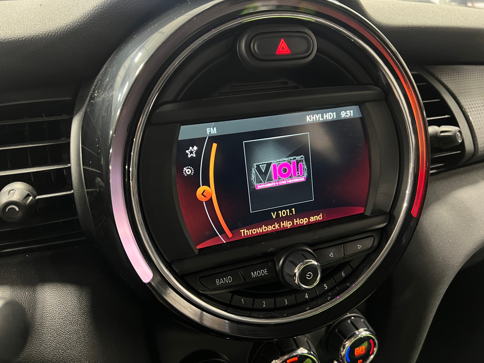 Thumbnail: 2019 MINI Cooper Hardtop - 3