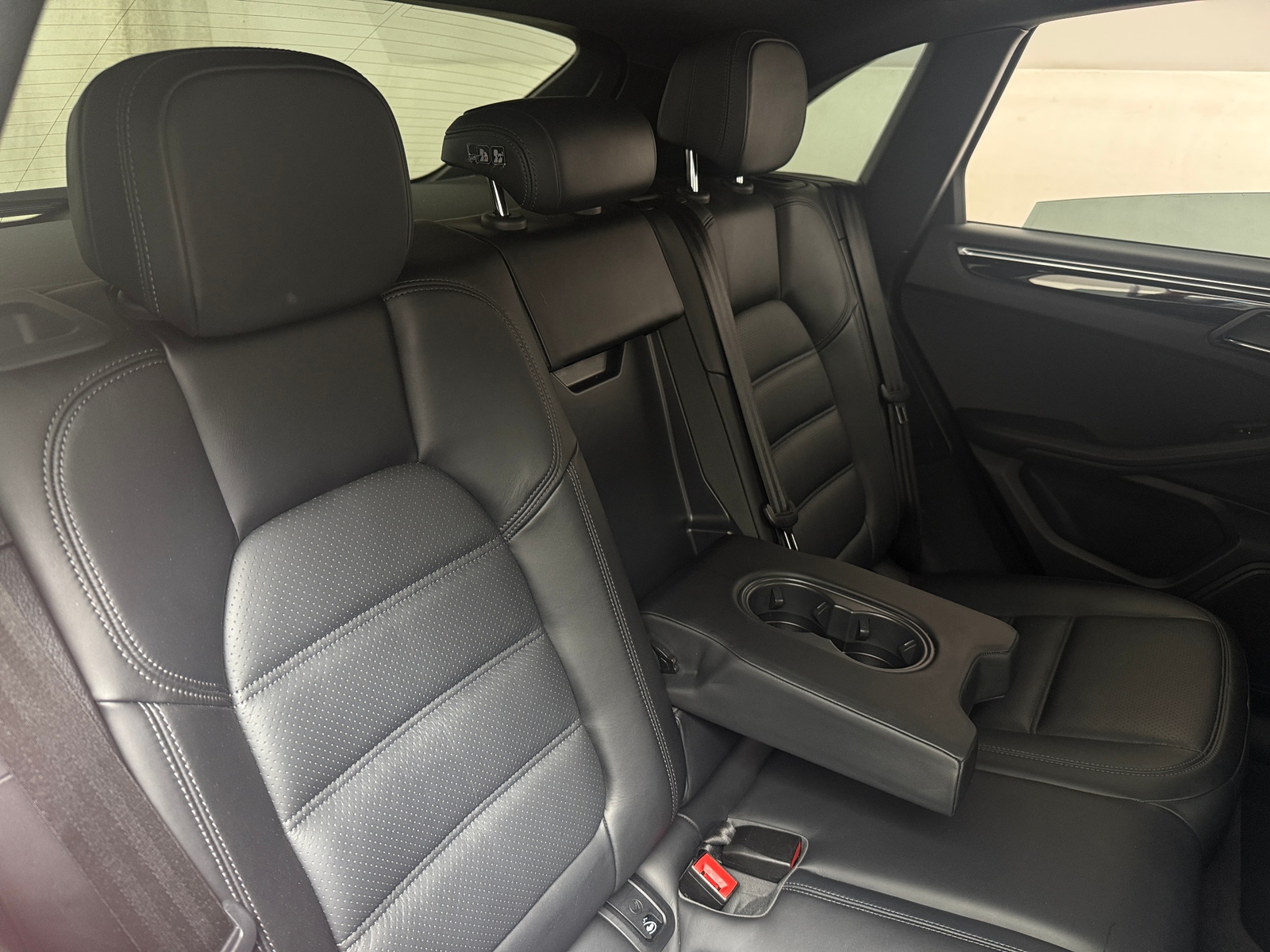 Thumbnail: 2020 Porsche Macan - 5