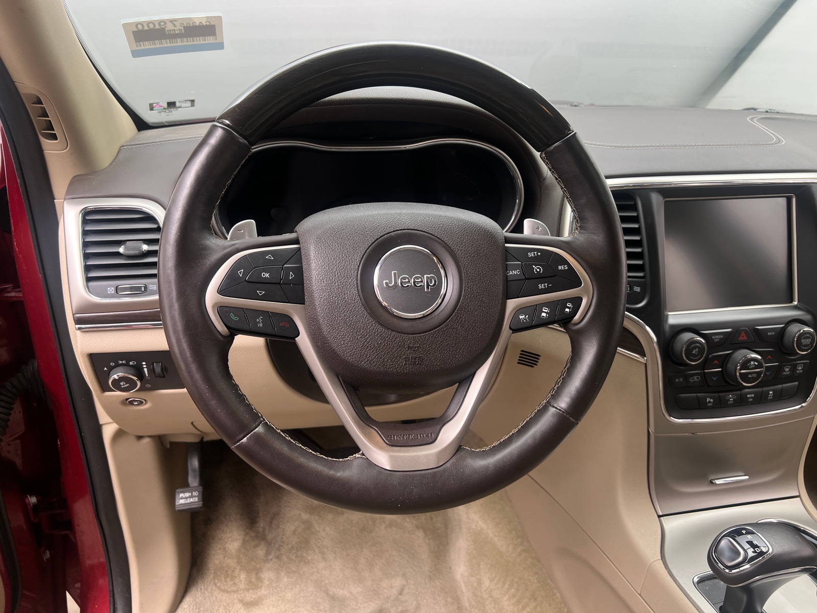 Thumbnail: 2015 Jeep Grand Cherokee - 4