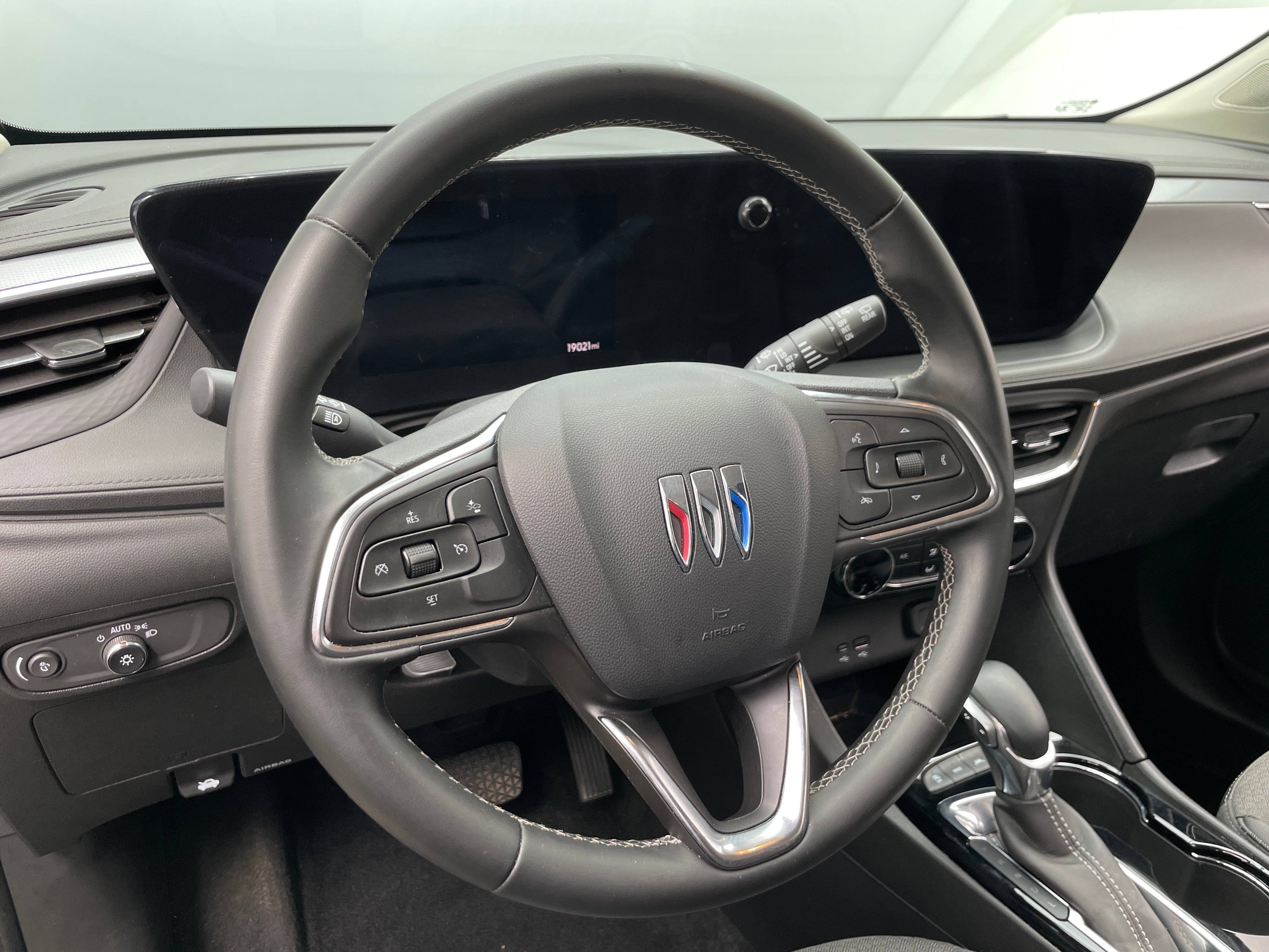 2025 Buick Encore GX Preferred - Photo 4
