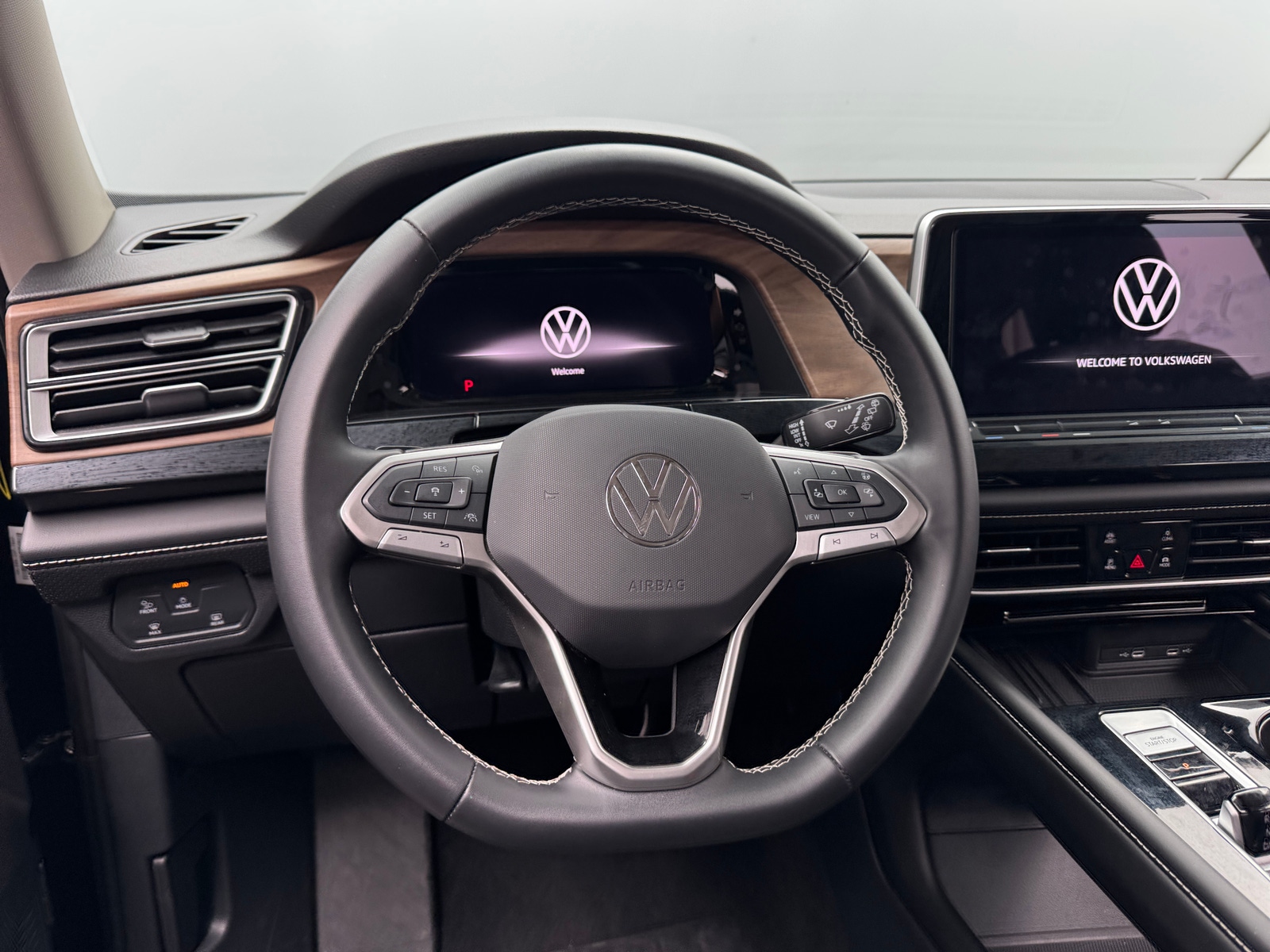 Thumbnail: 2026 Volkswagen Atlas - 4