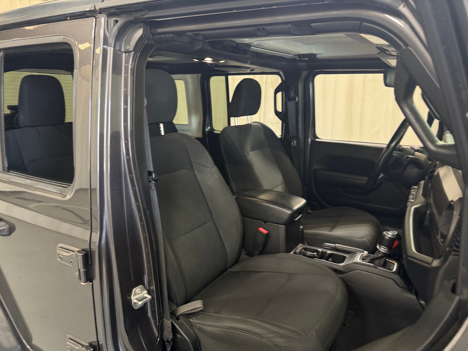 Thumbnail: 2020 Jeep Wrangler - 2
