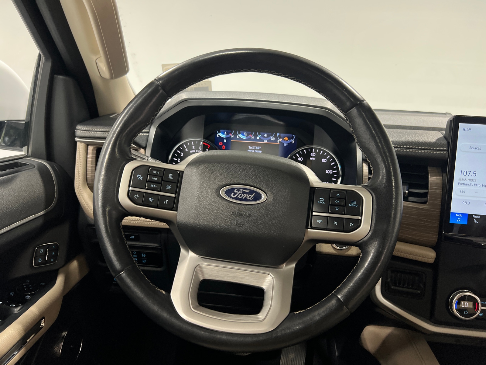 Thumbnail: 2023 Ford Expedition MAX - 4