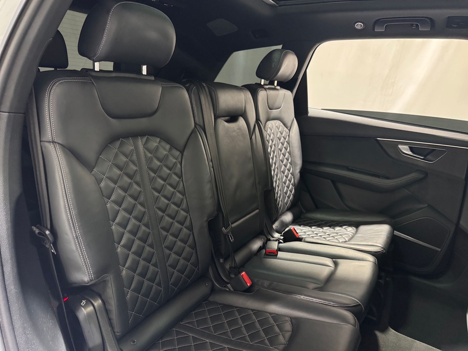 Thumbnail: 2023 Audi SQ7 - 5
