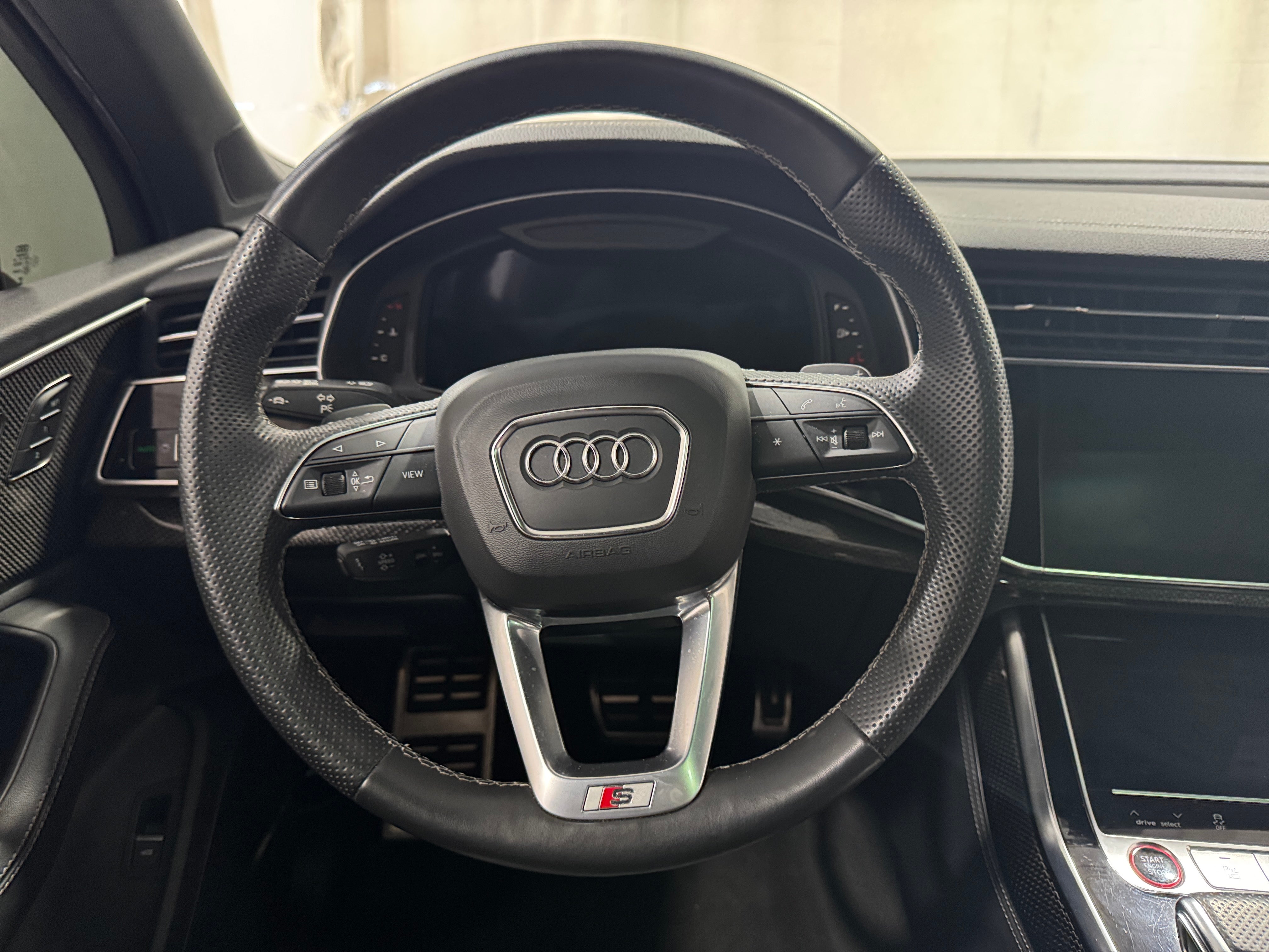 2023 Audi SQ7