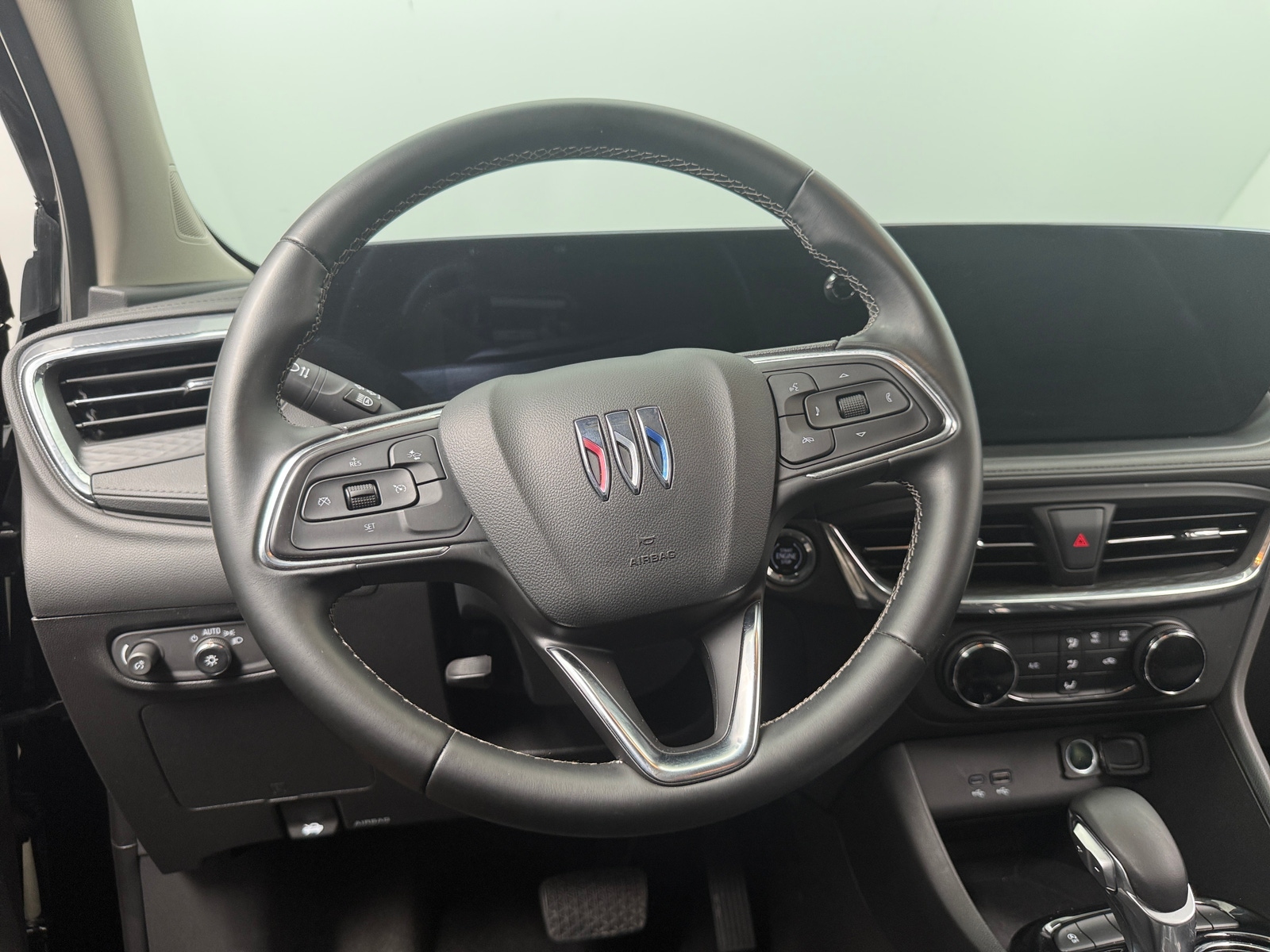 Thumbnail: 2025 Buick Encore GX - 4