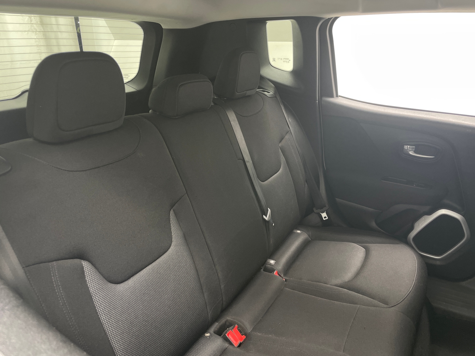 Thumbnail: 2018 Jeep Renegade - 6