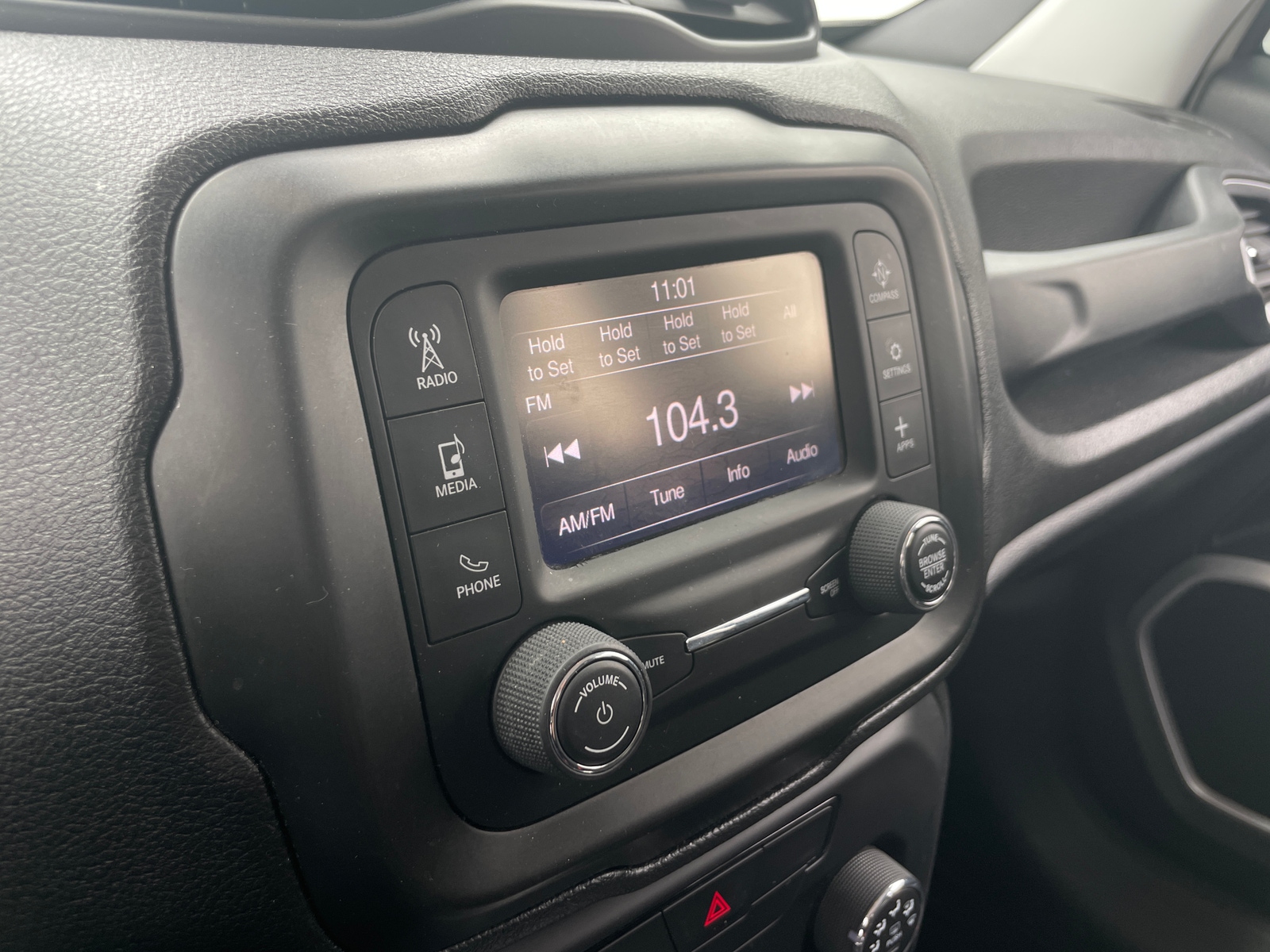 Thumbnail: 2018 Jeep Renegade - 4