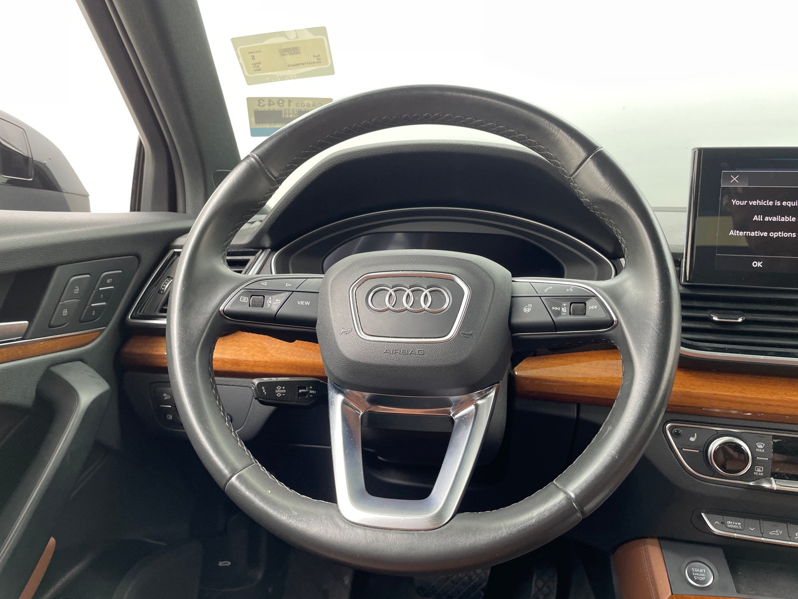 Thumbnail: 2023 Audi Q5 - 4
